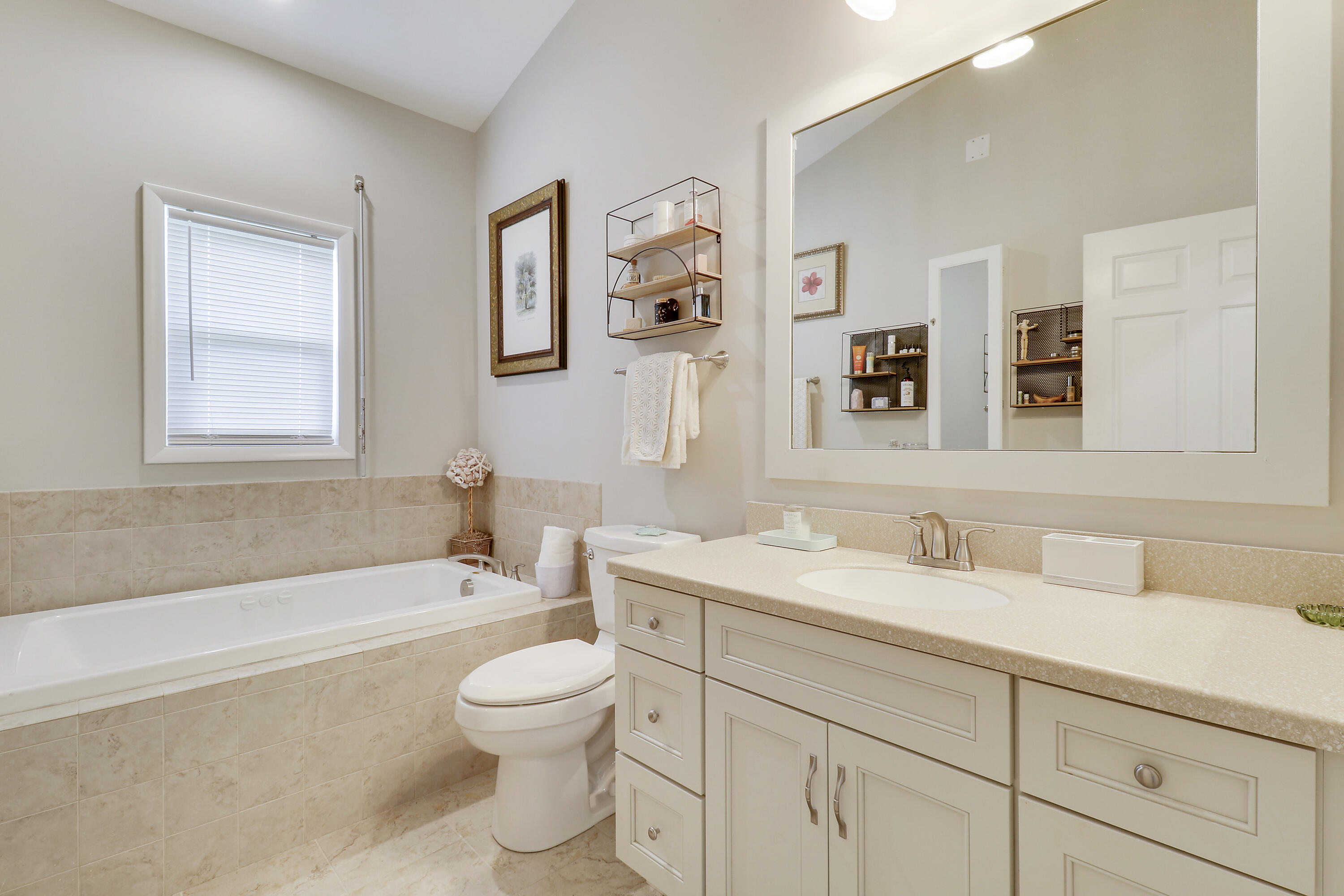 MLS #RX-11133986 image #38