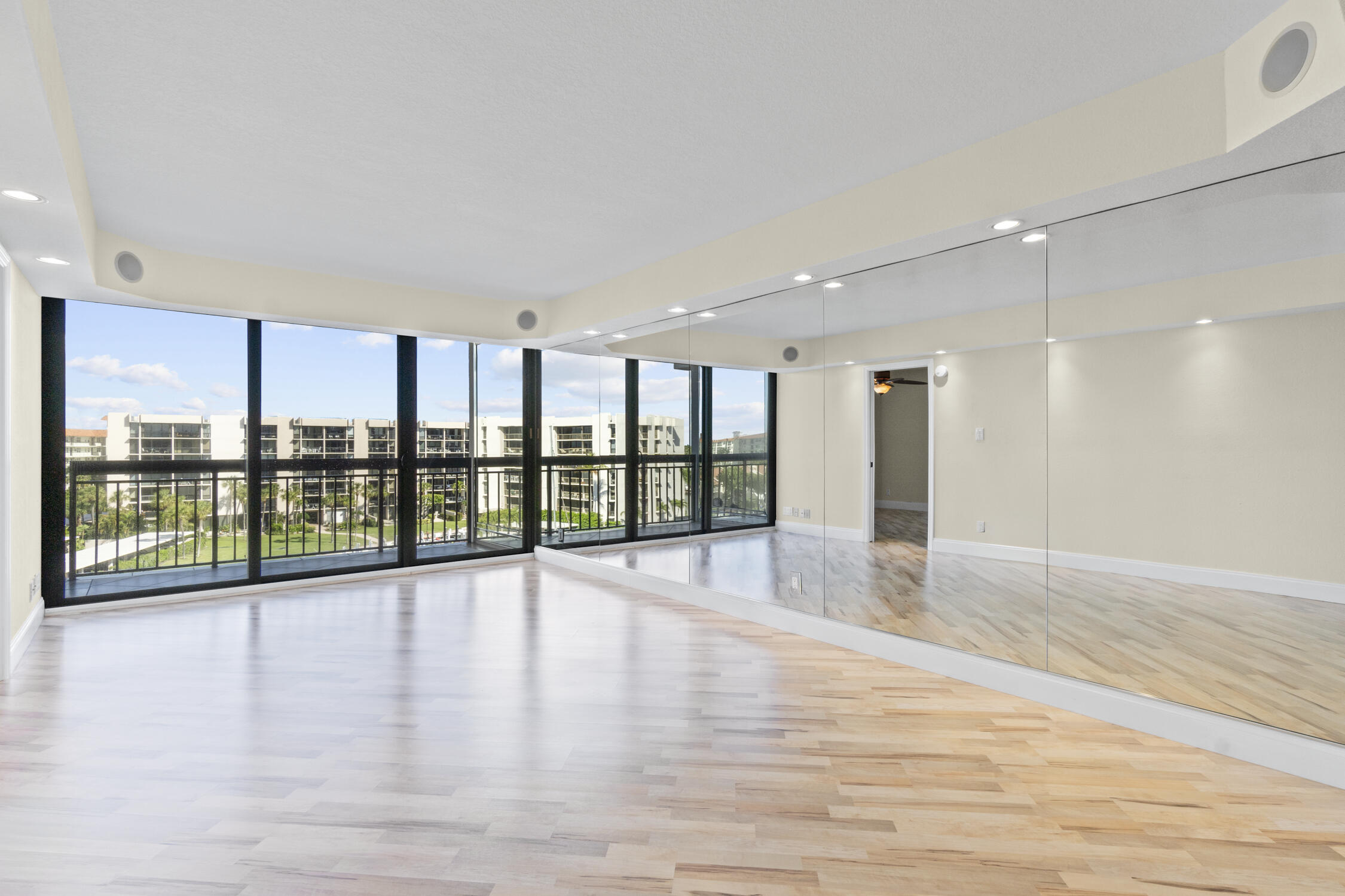 MLS #RX-10710004 image #4