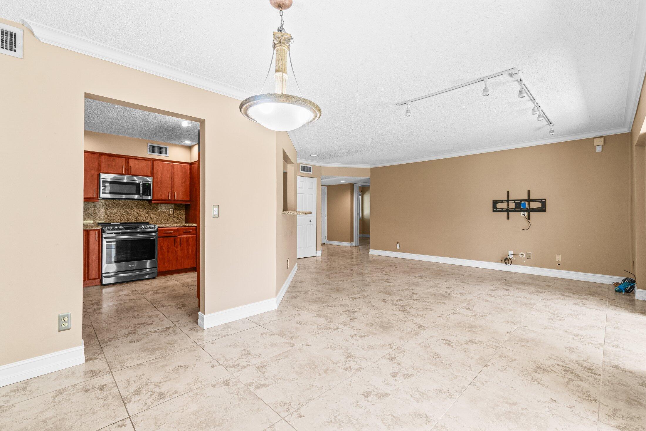 MLS #RX-11134053 image #7