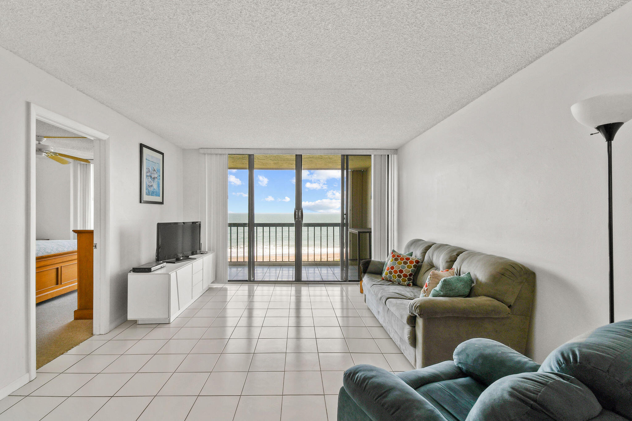 MLS #RX-10543052 image #10