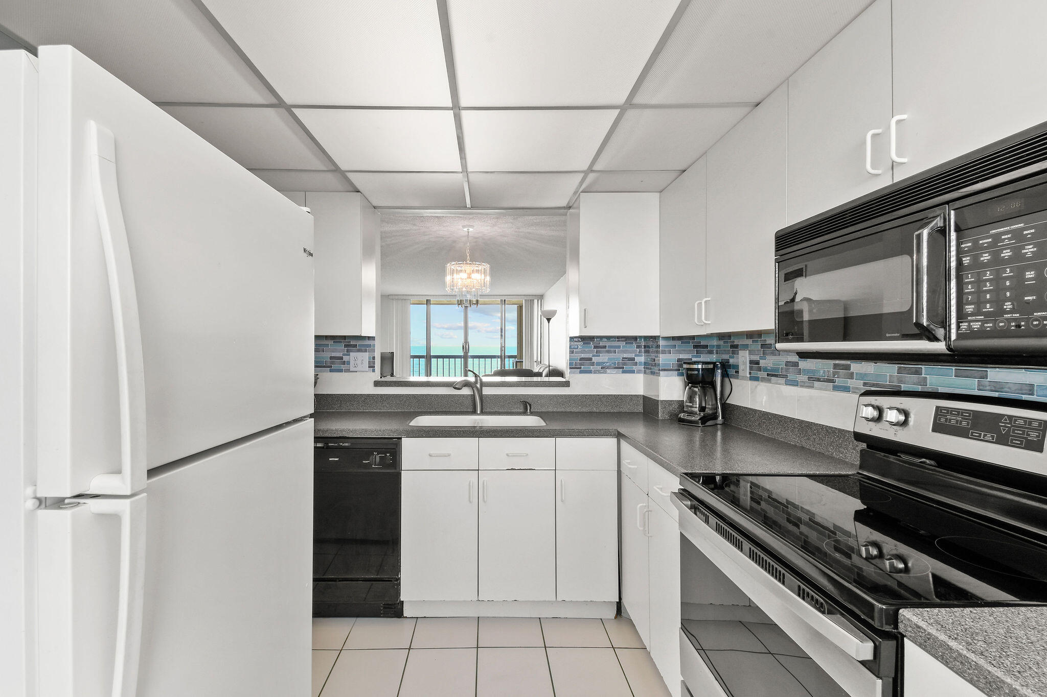 MLS #RX-10543052 image #6