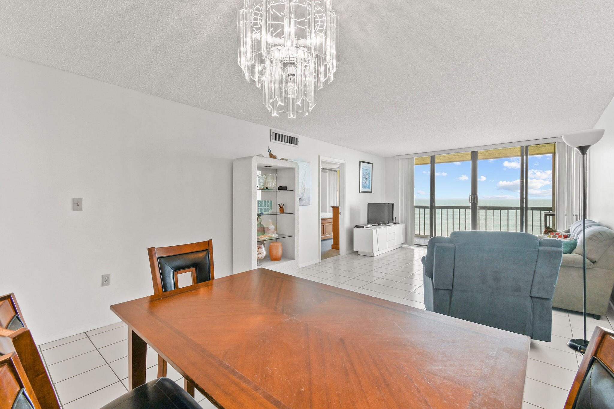 MLS #RX-10543052 image #9