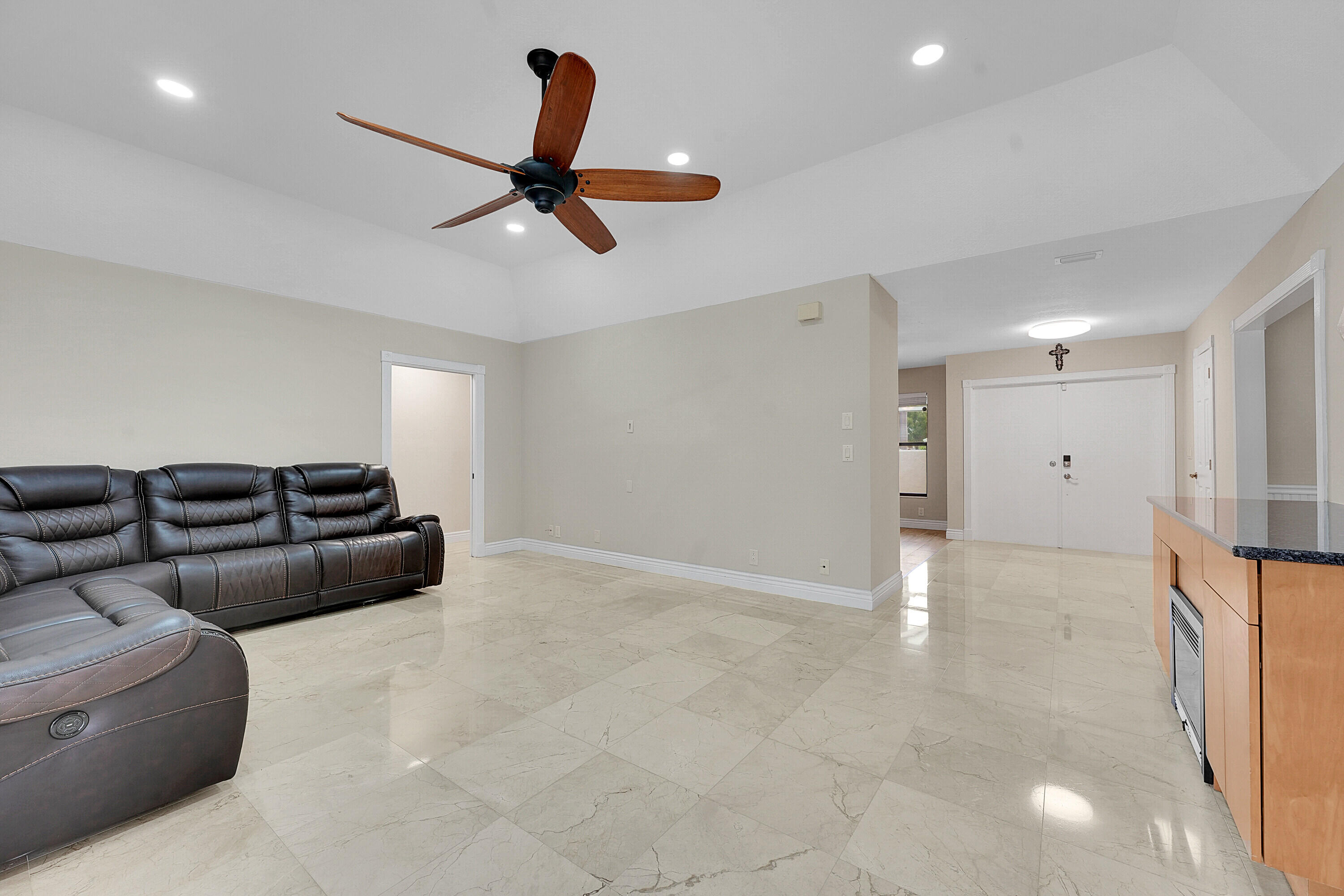 MLS #RX-11134092 image #8