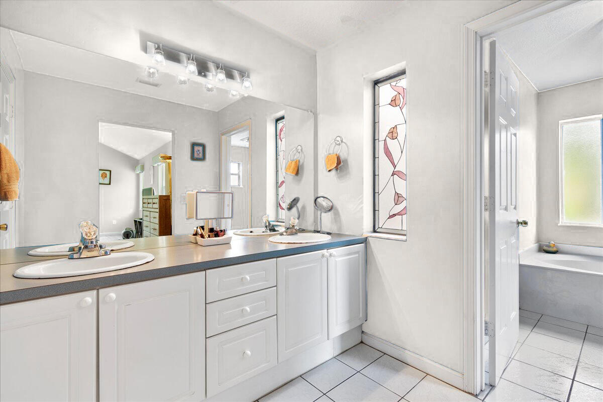 MLS #RX-11134100 image #8