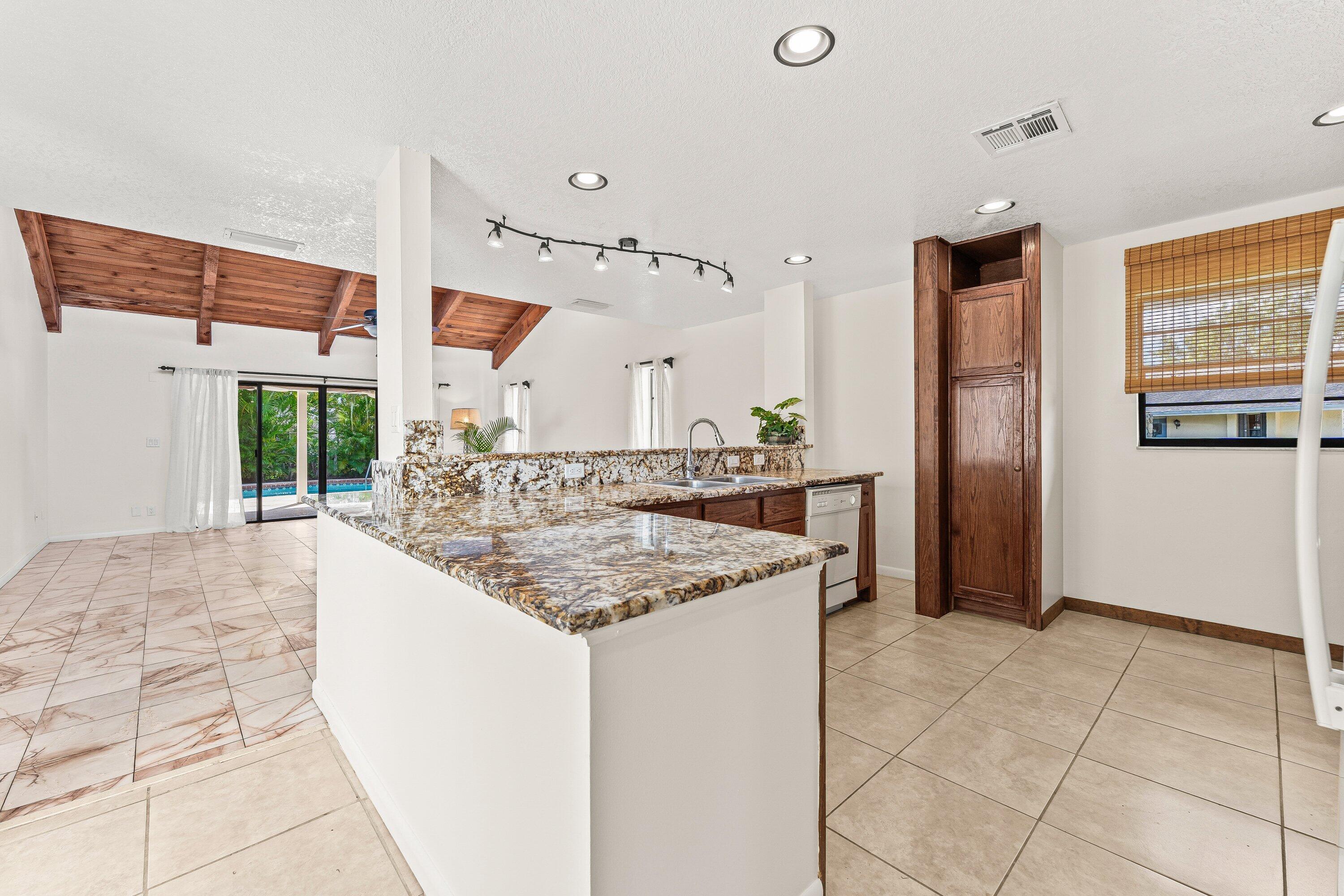 MLS #RX-11134827 image #6