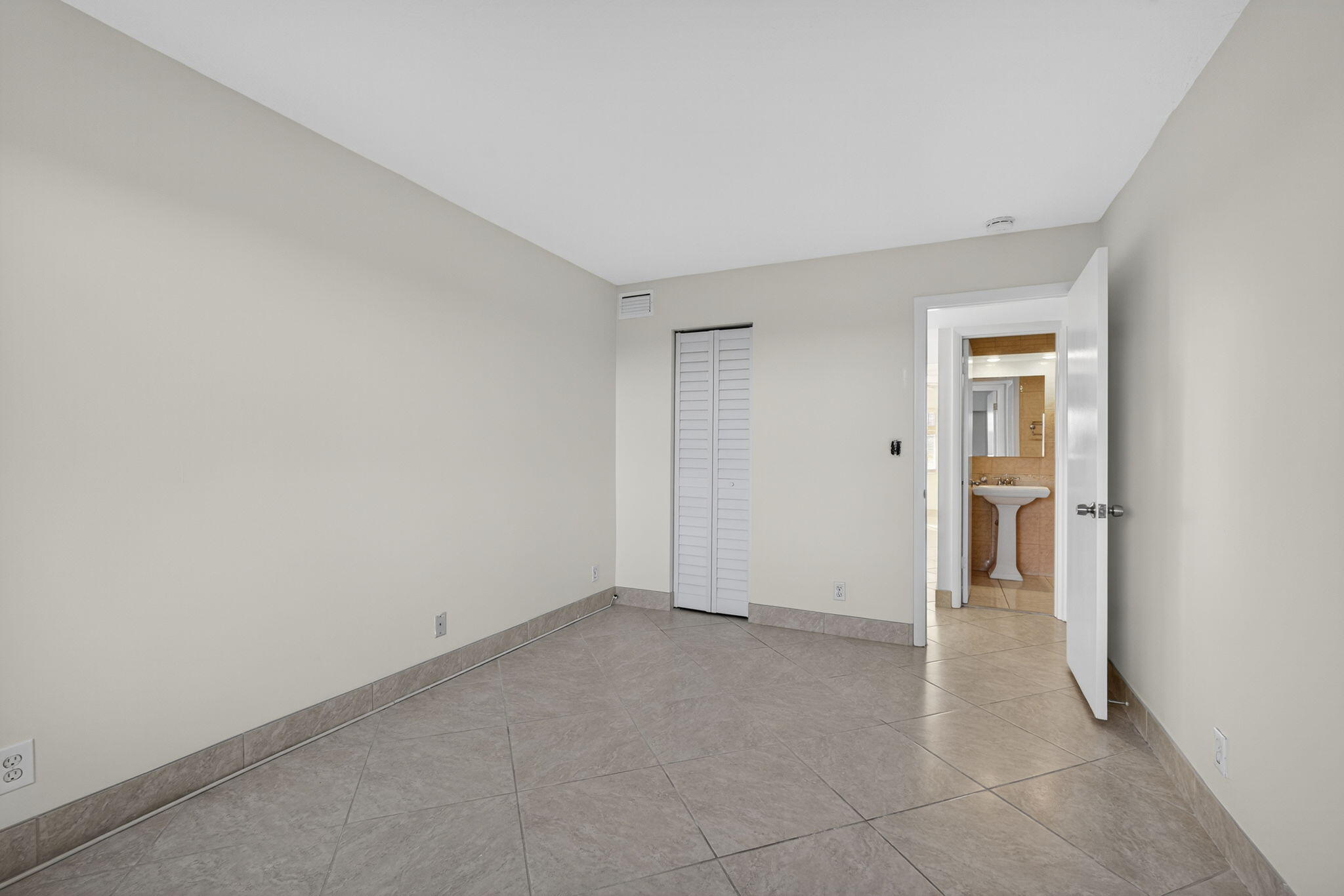 MLS #RX-11134833 image #40