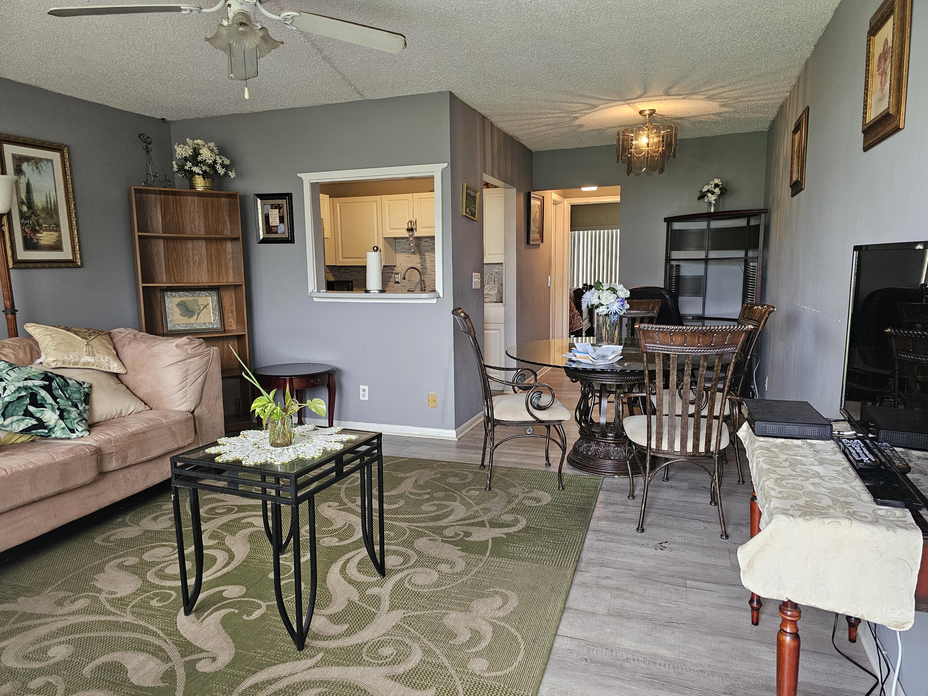 MLS #RX-11134858 image #1