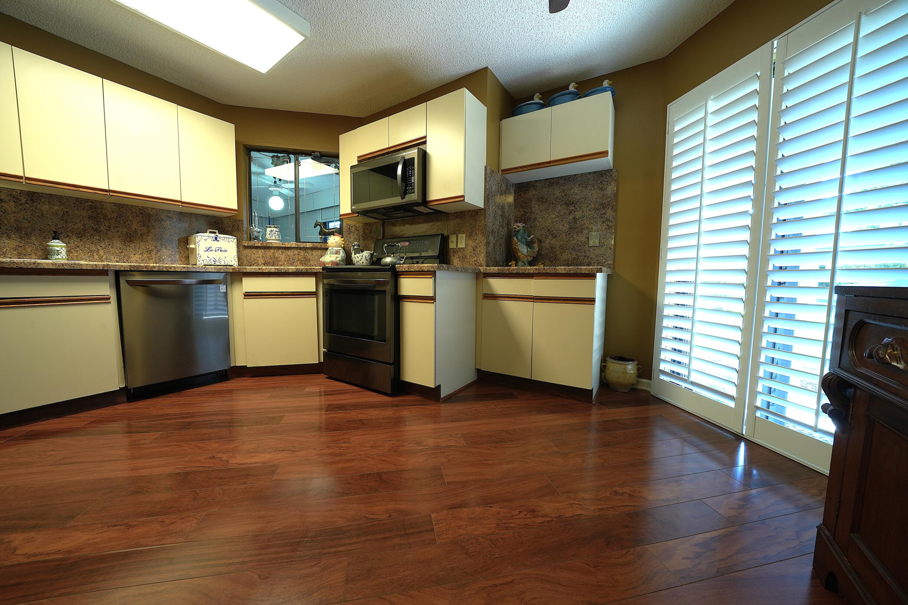 MLS #RX-11134913 image #12