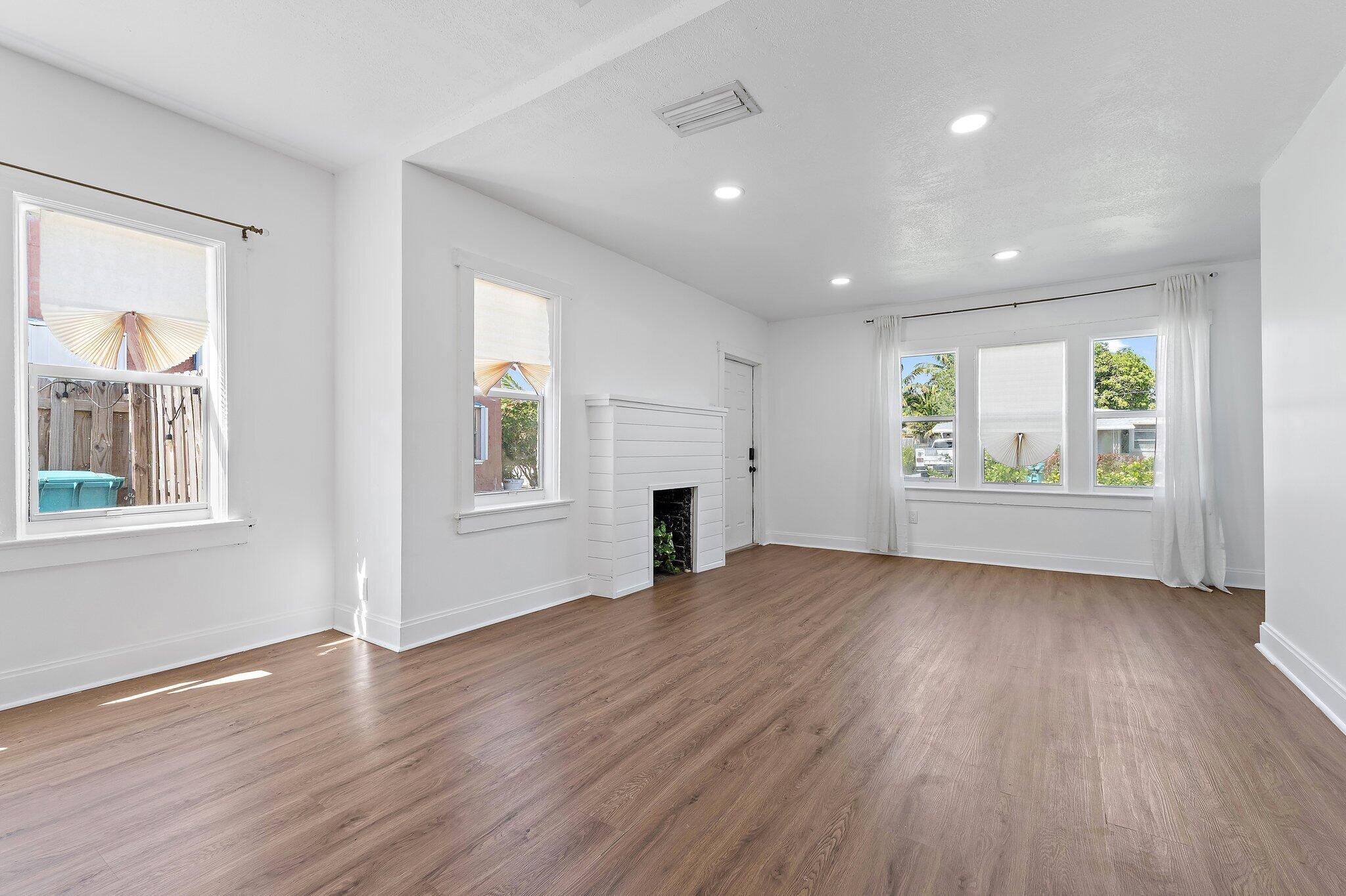 MLS #RX-10442097 image #12