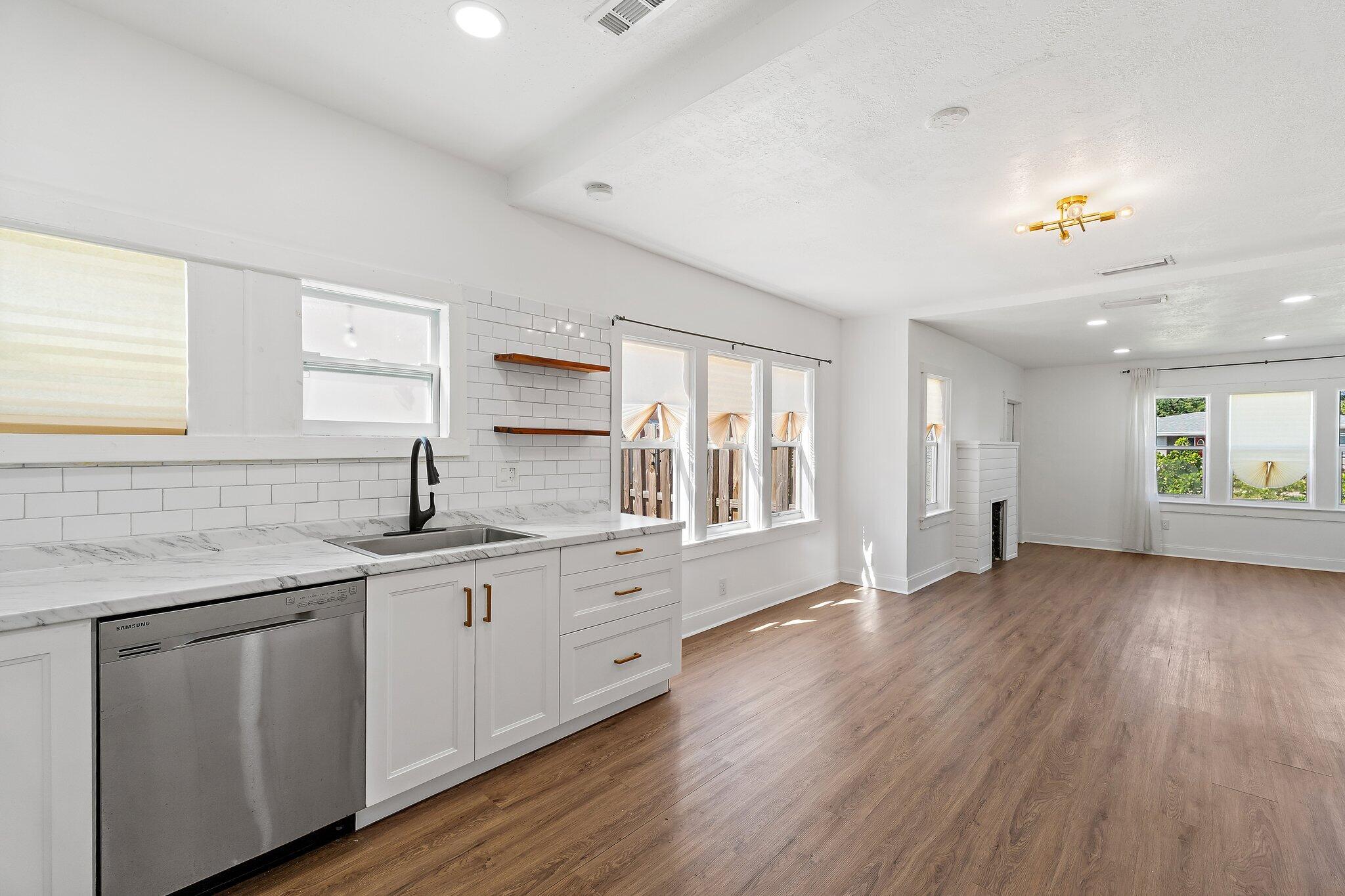 MLS #RX-10442097 image #20