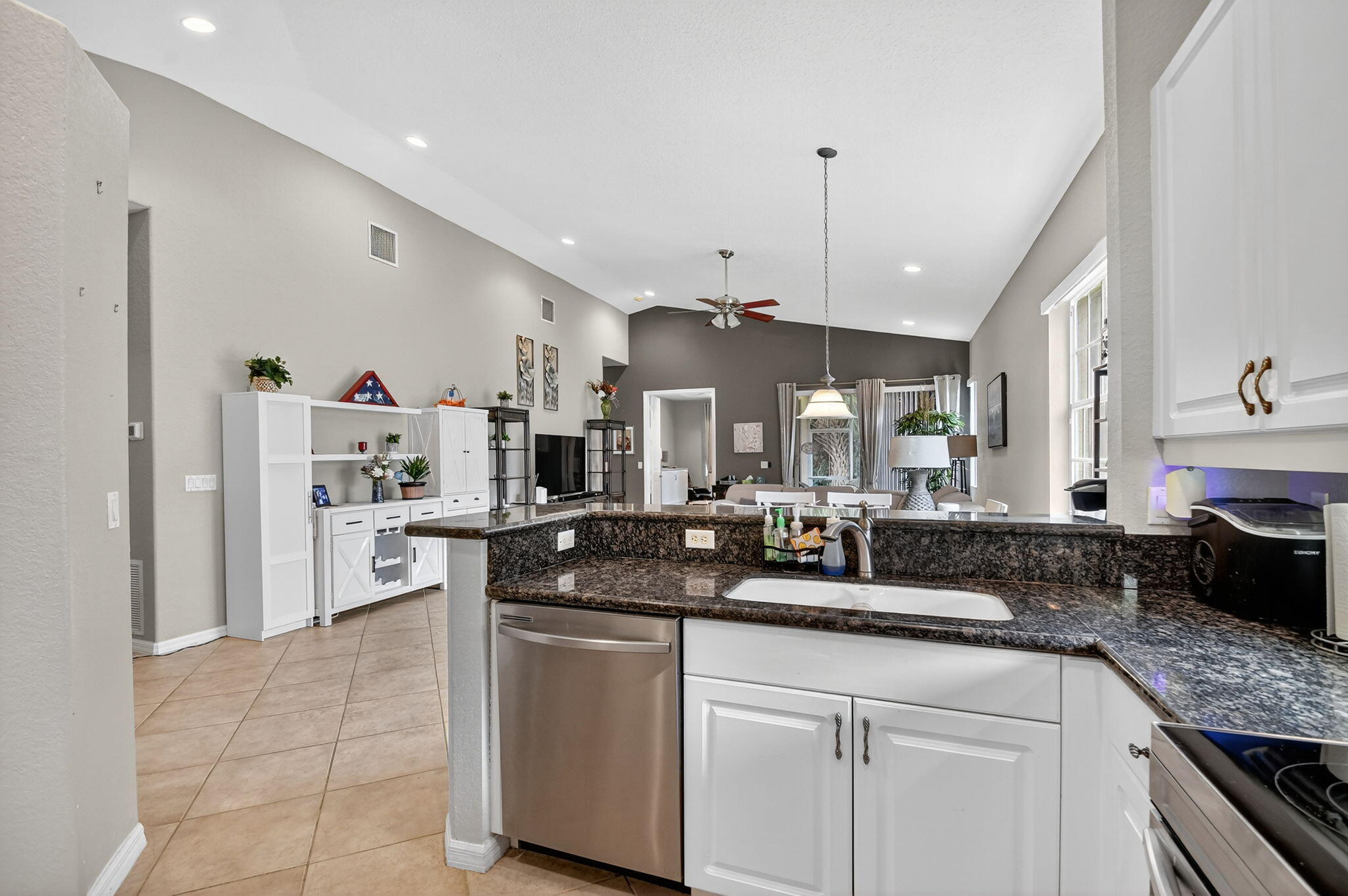 MLS #RX-11134972 image #8