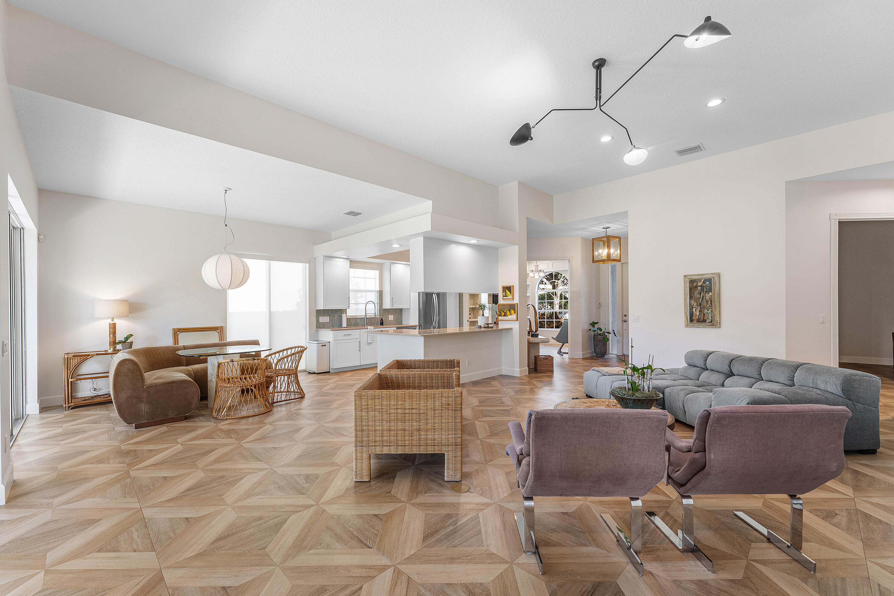 MLS #RX-11134987 image #0