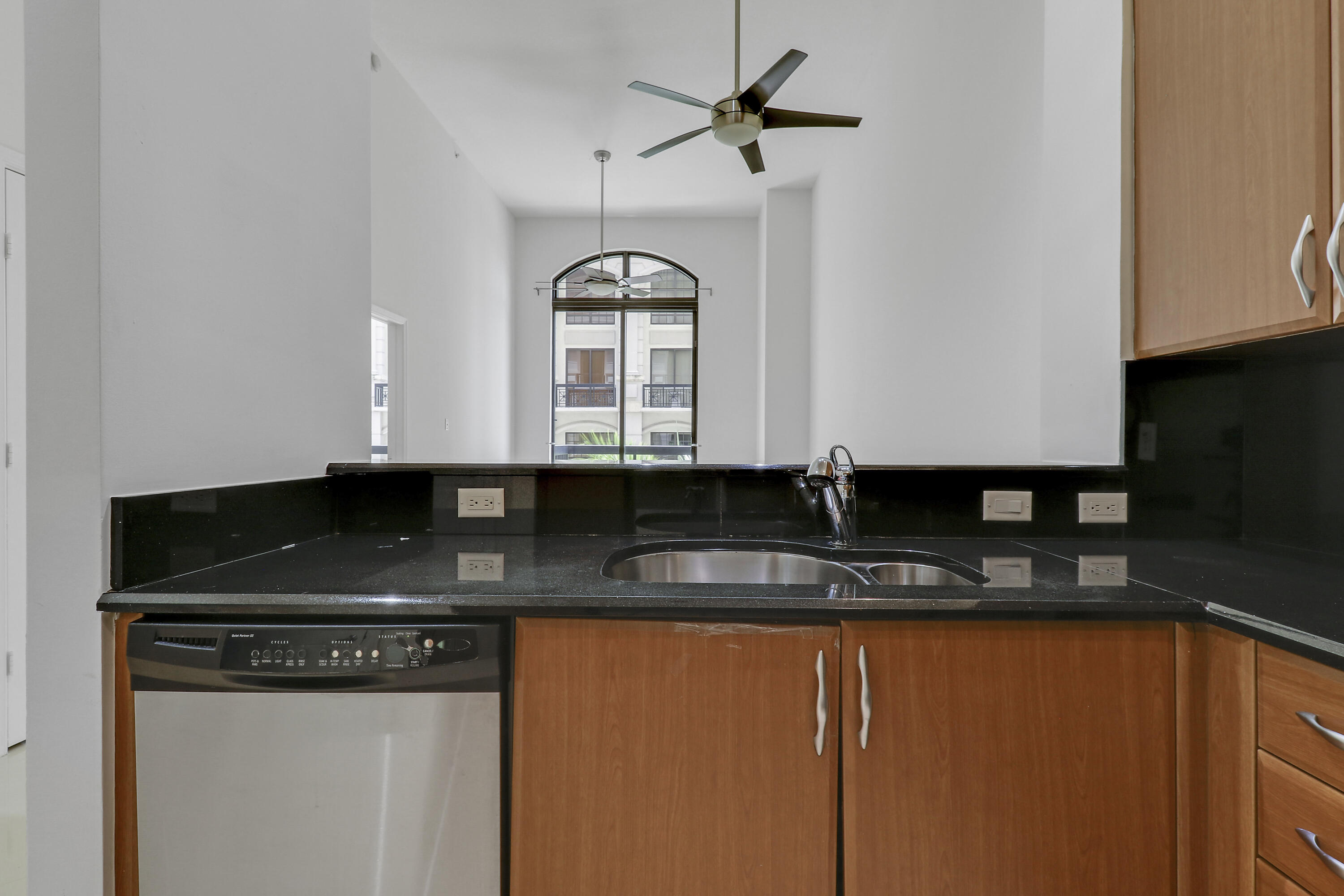 MLS #RX-11135005 image #2