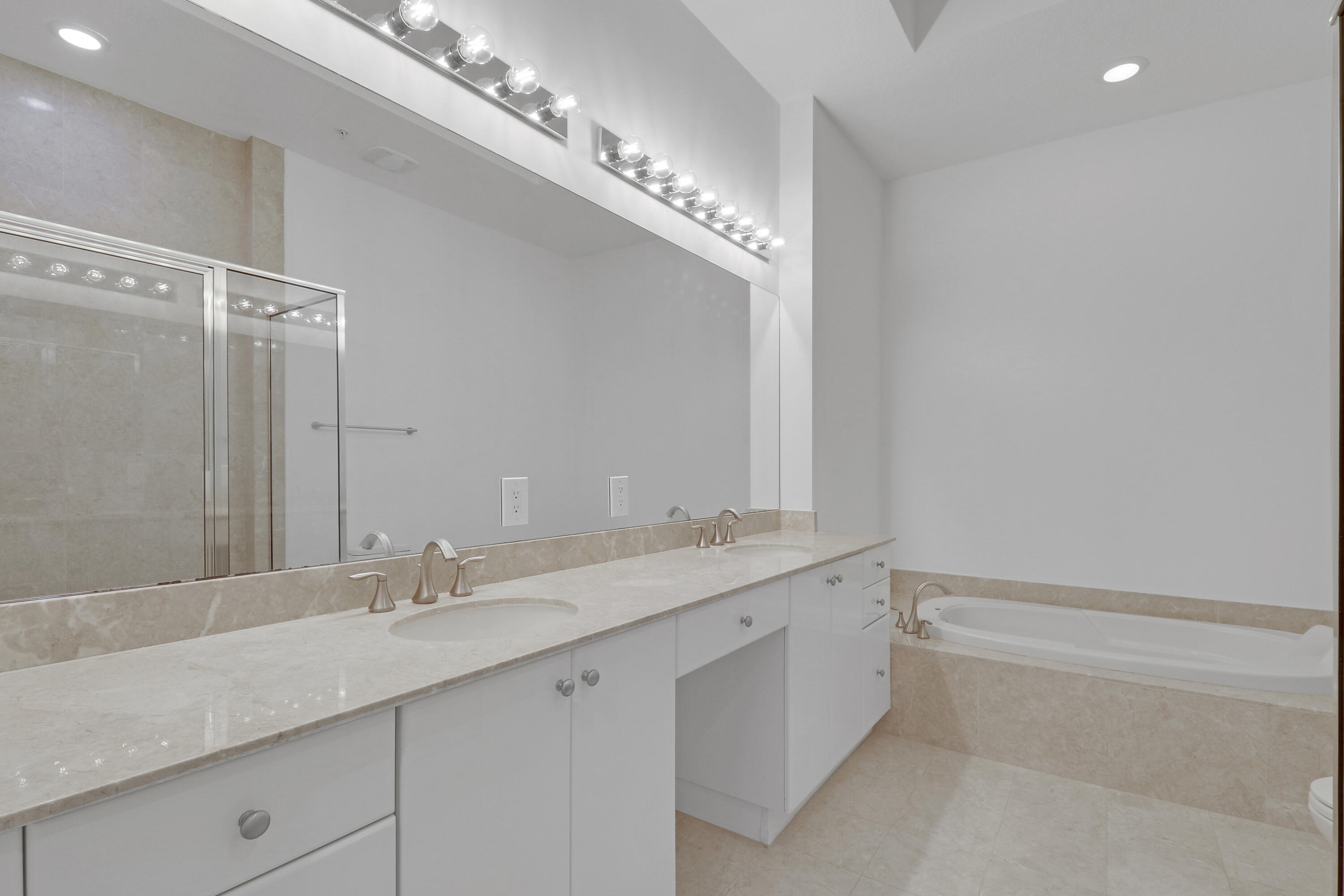 MLS #RX-11135005 image #25