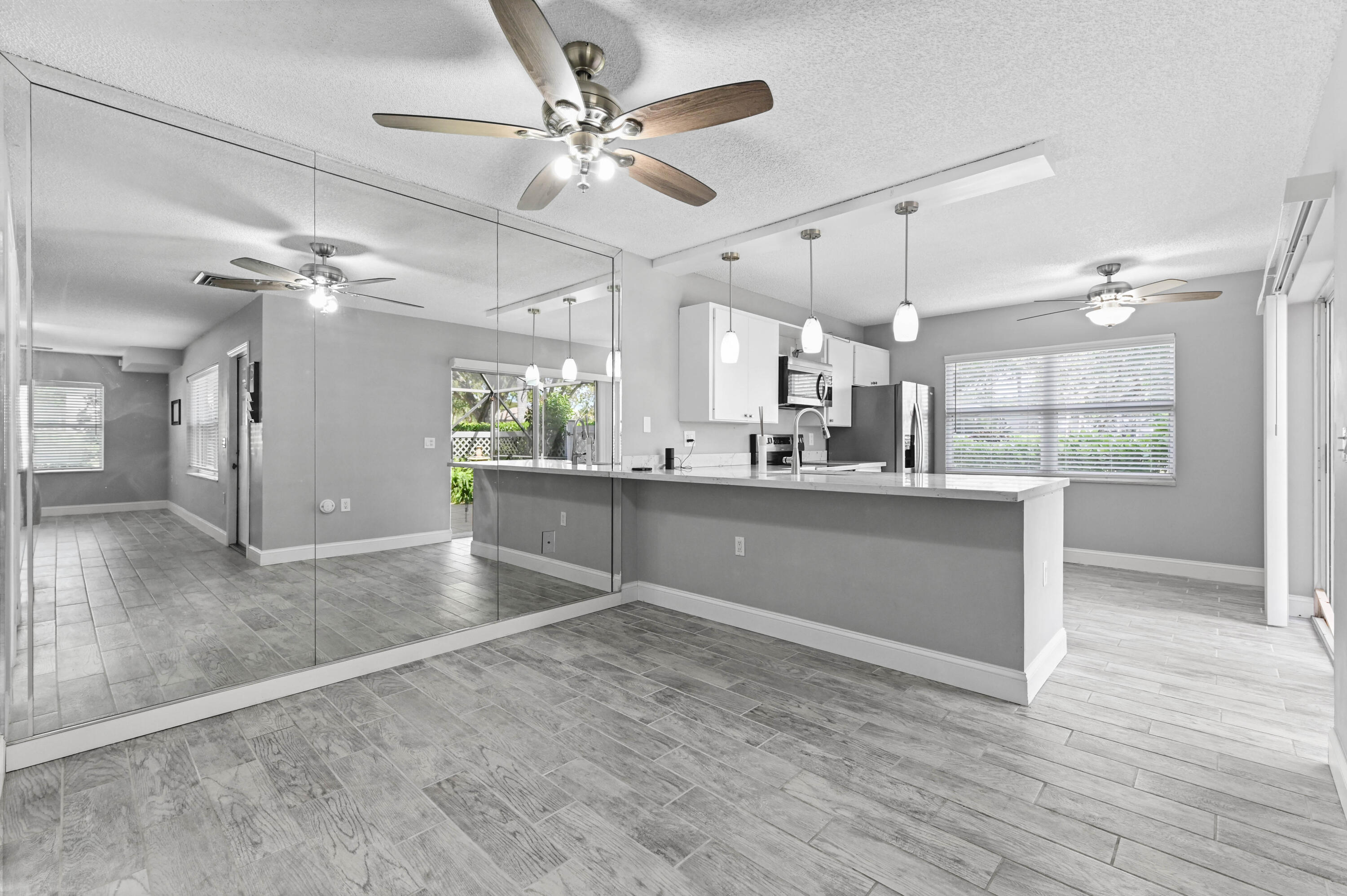 MLS #RX-11135186 image #1