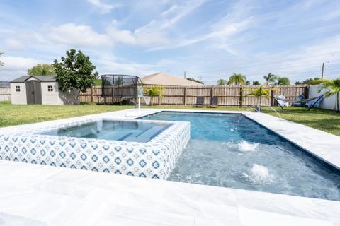 MLS #RX-11135187 image #1