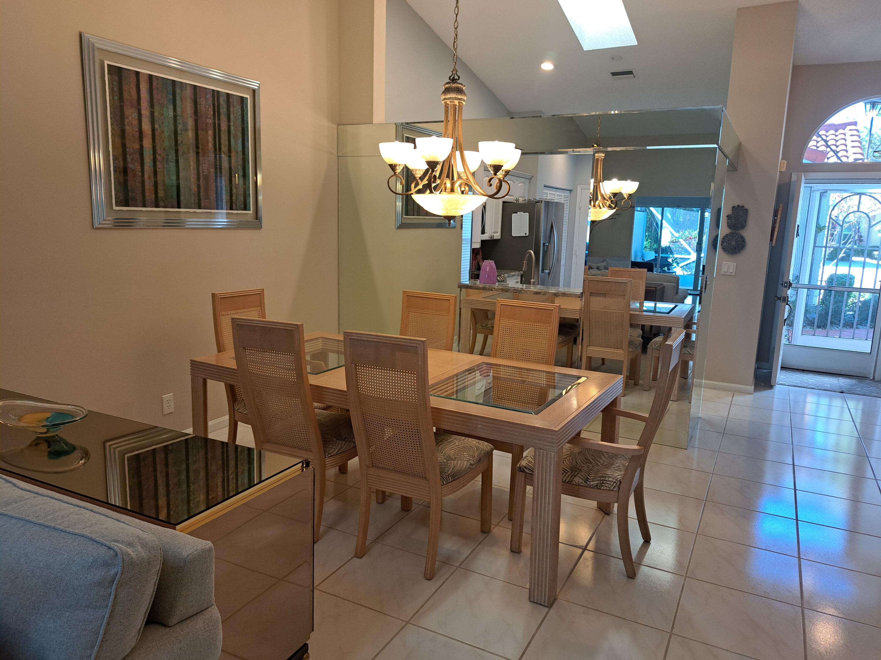 MLS #RX-10695986 image #4