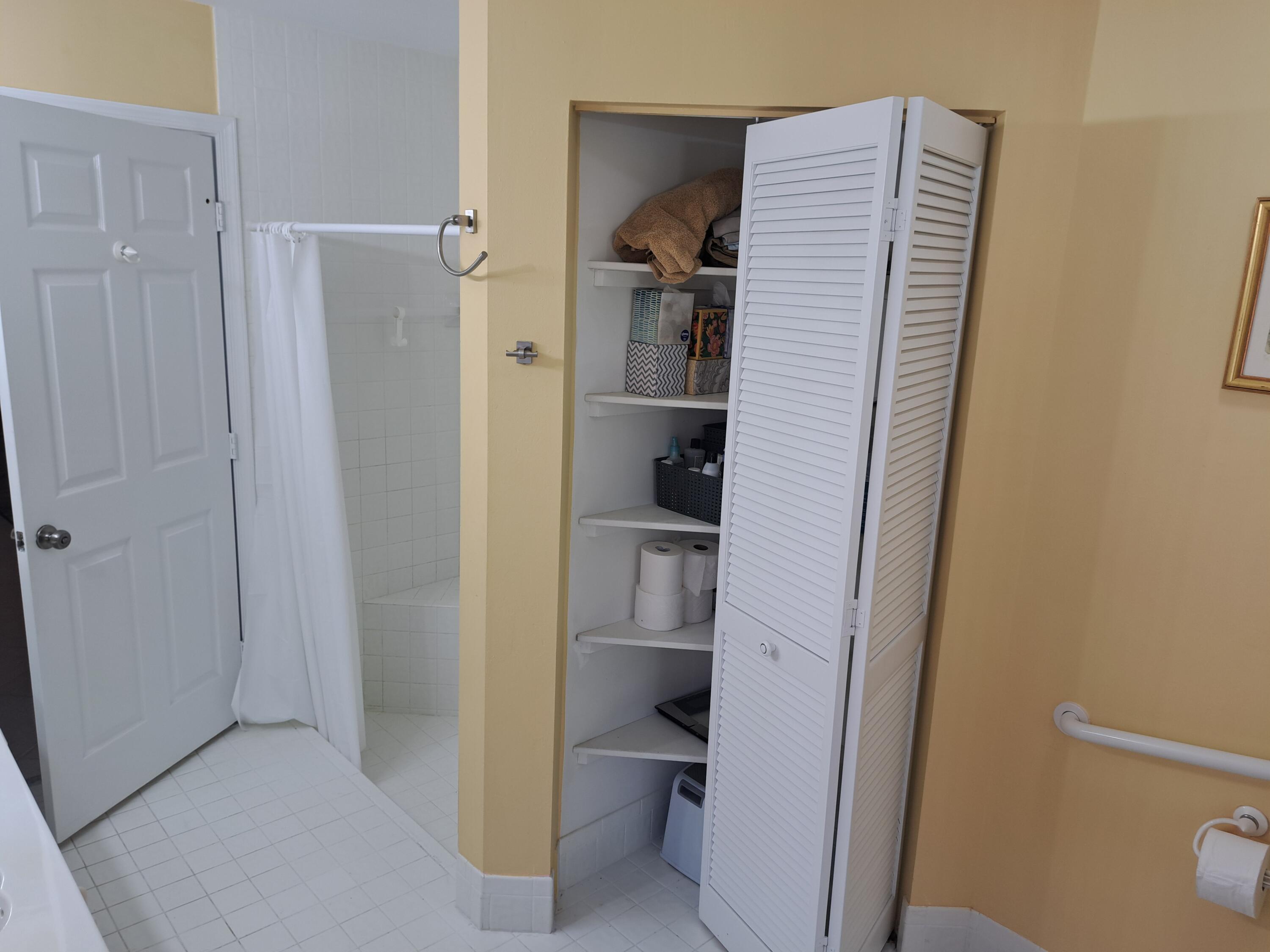 MLS #RX-10695986 image #44