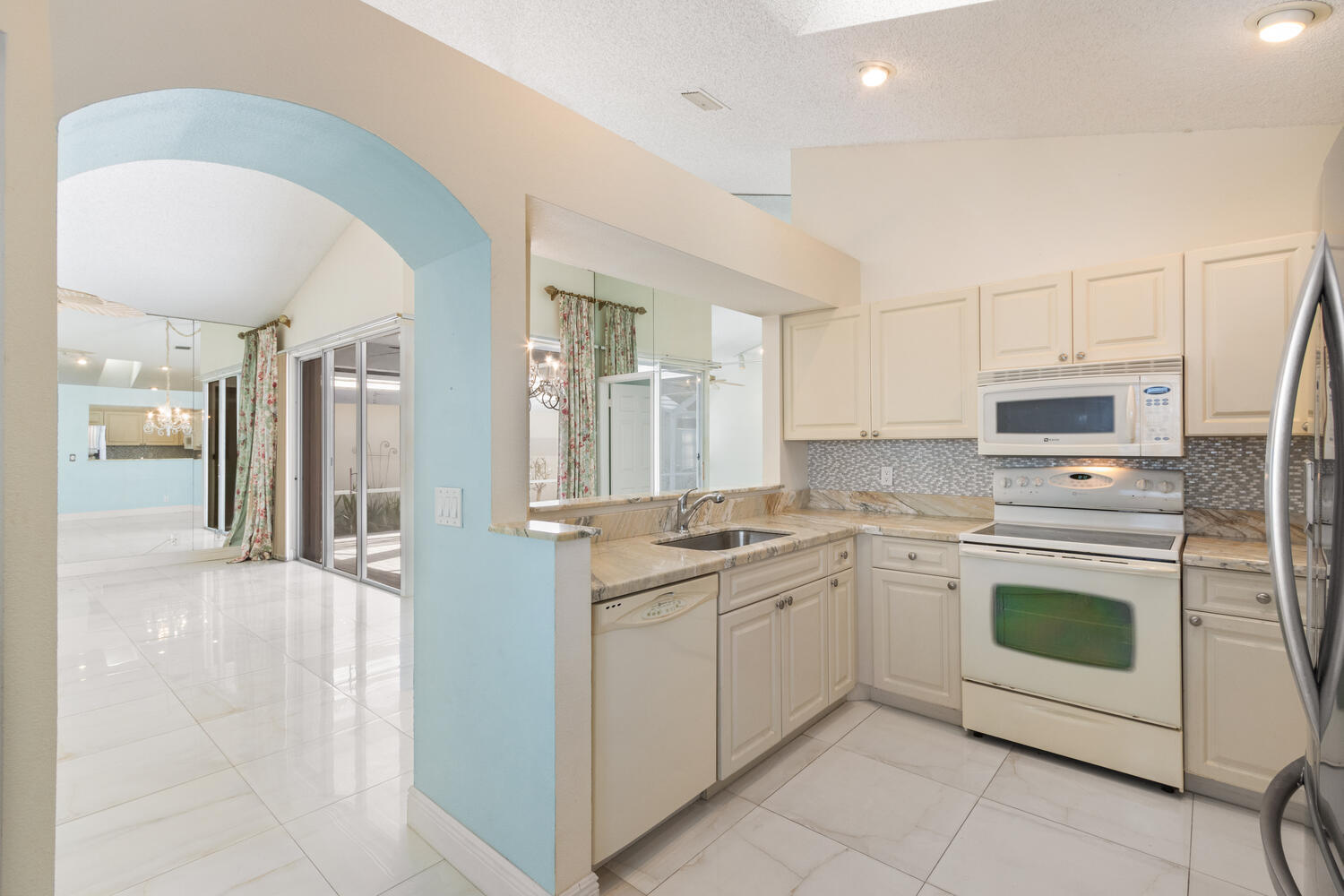 MLS #RX-11135341 image #11