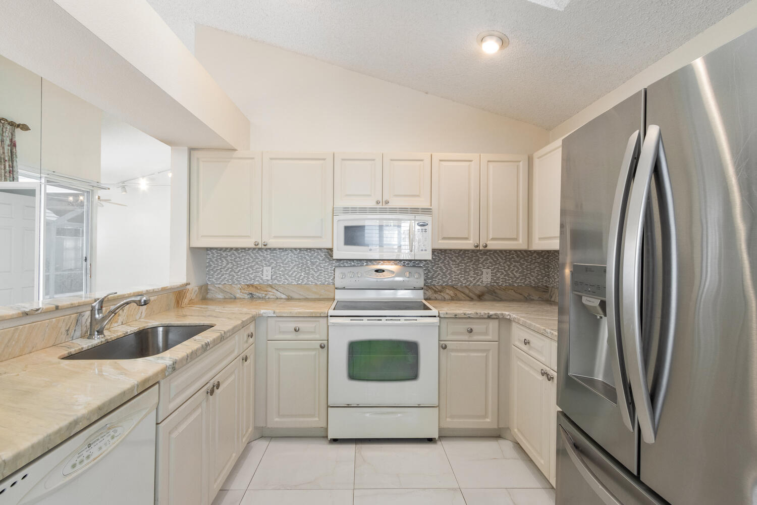 MLS #RX-11135341 image #12