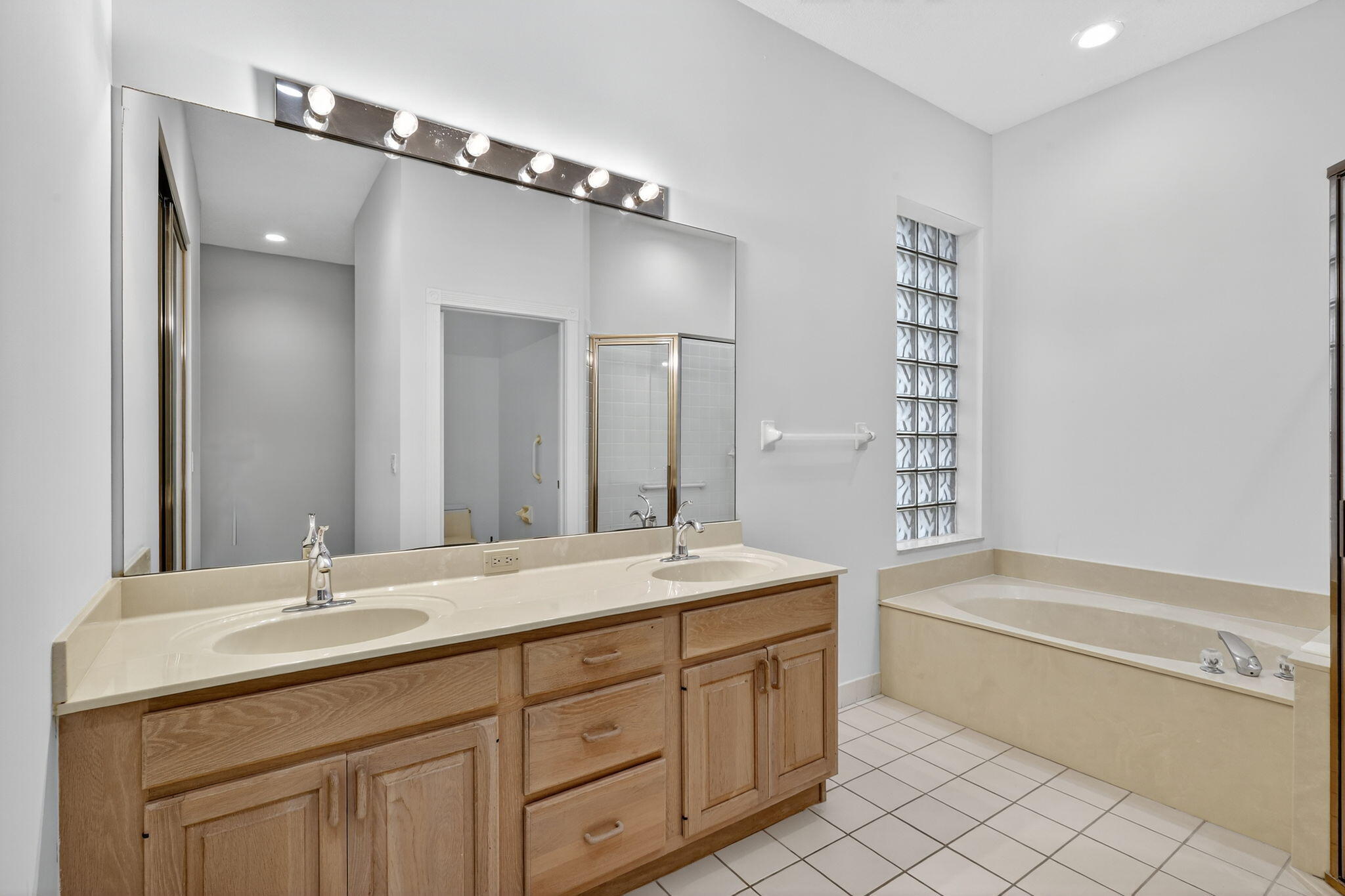 MLS #RX-11135375 image #24