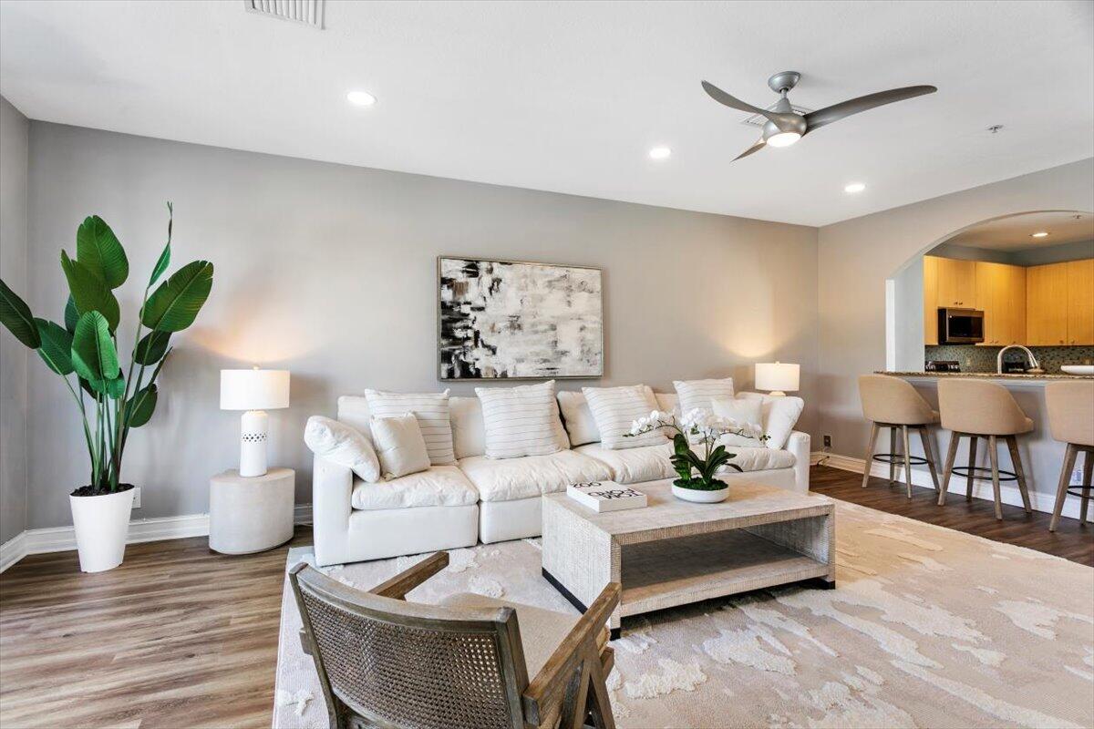 MLS #RX-11135416 image #1