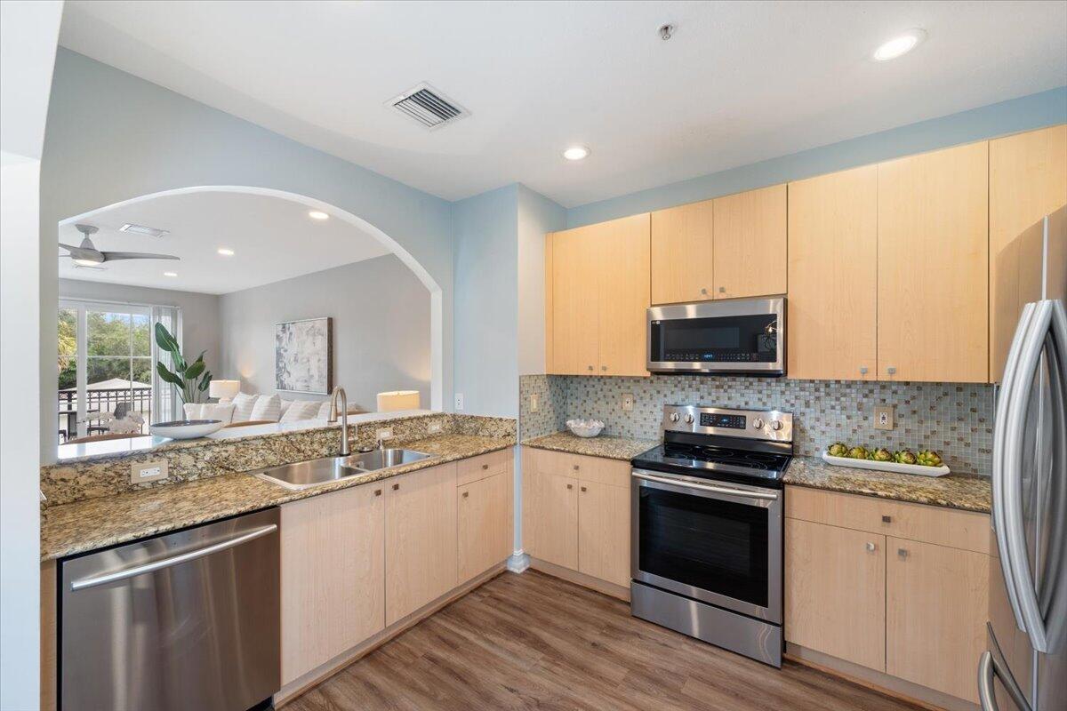 MLS #RX-11135416 image #9