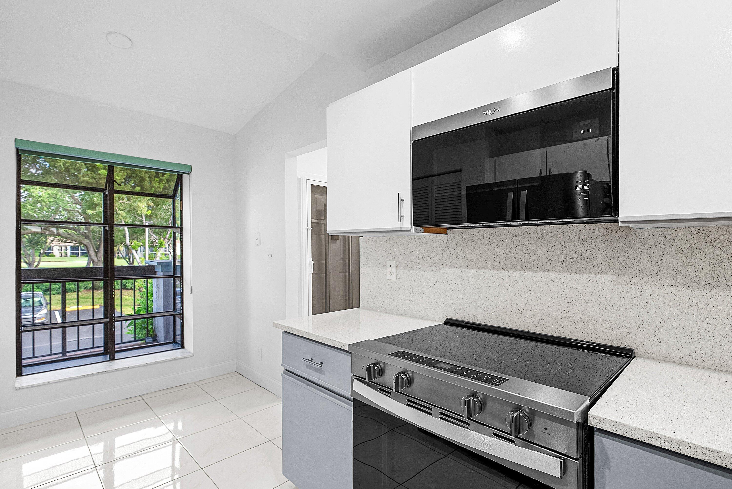 MLS #RX-11135418 image #10