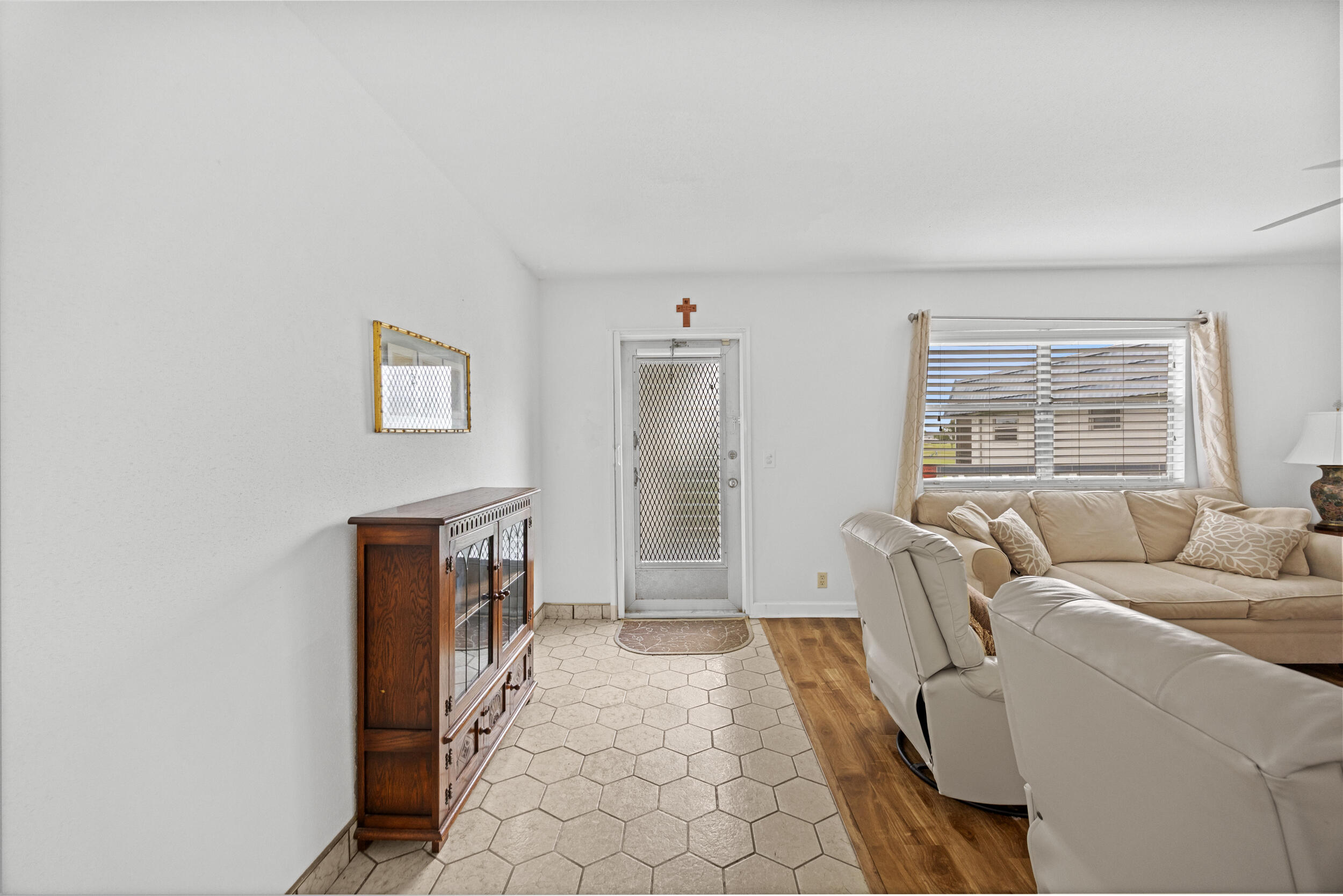 MLS #RX-11135708 image #2