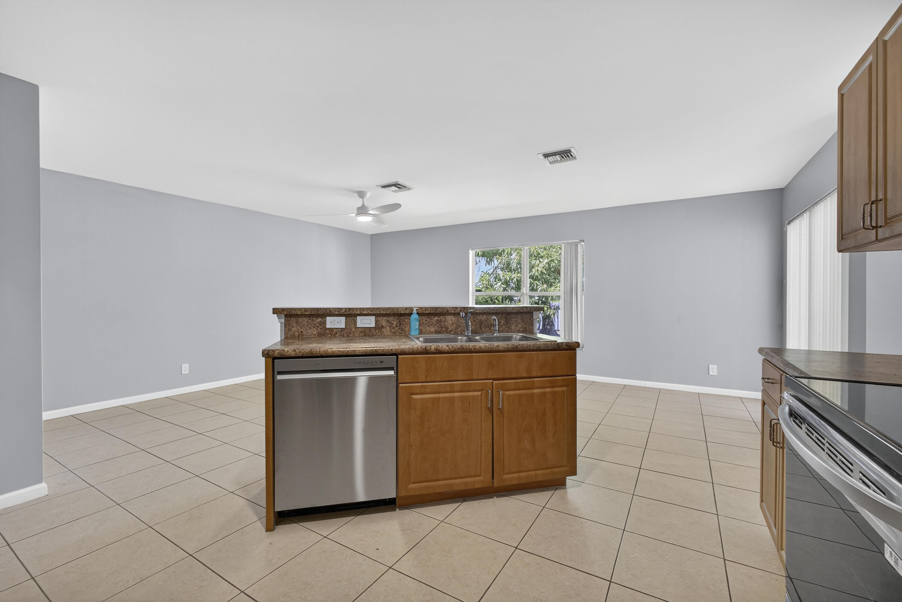 MLS #RX-11135731 image #16