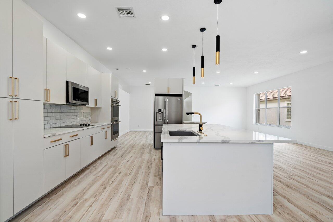 MLS #RX-11135774 image #12