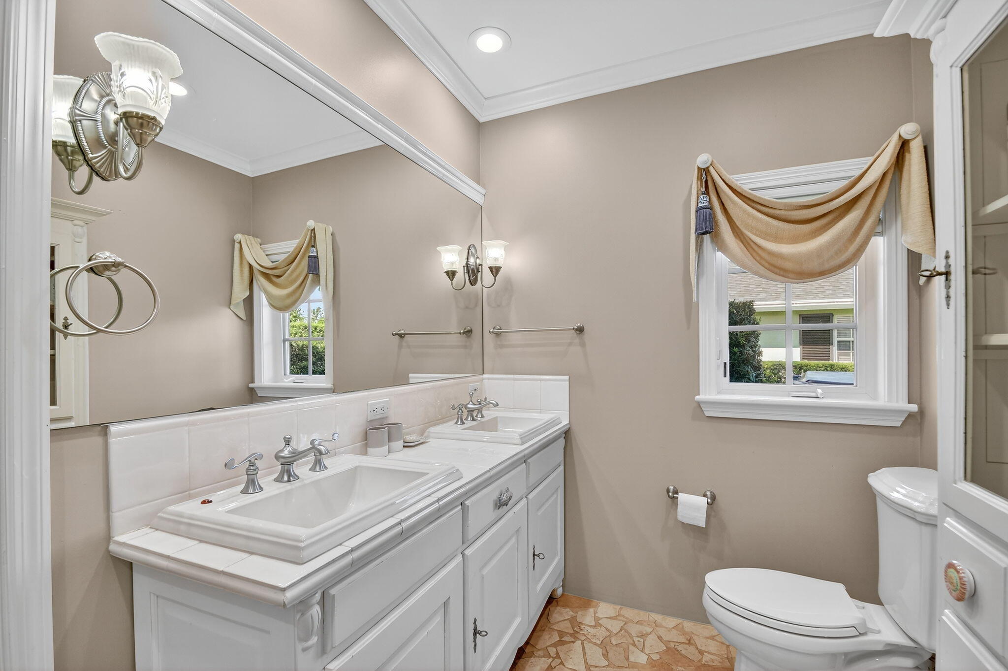 MLS #RX-10819684 image #44