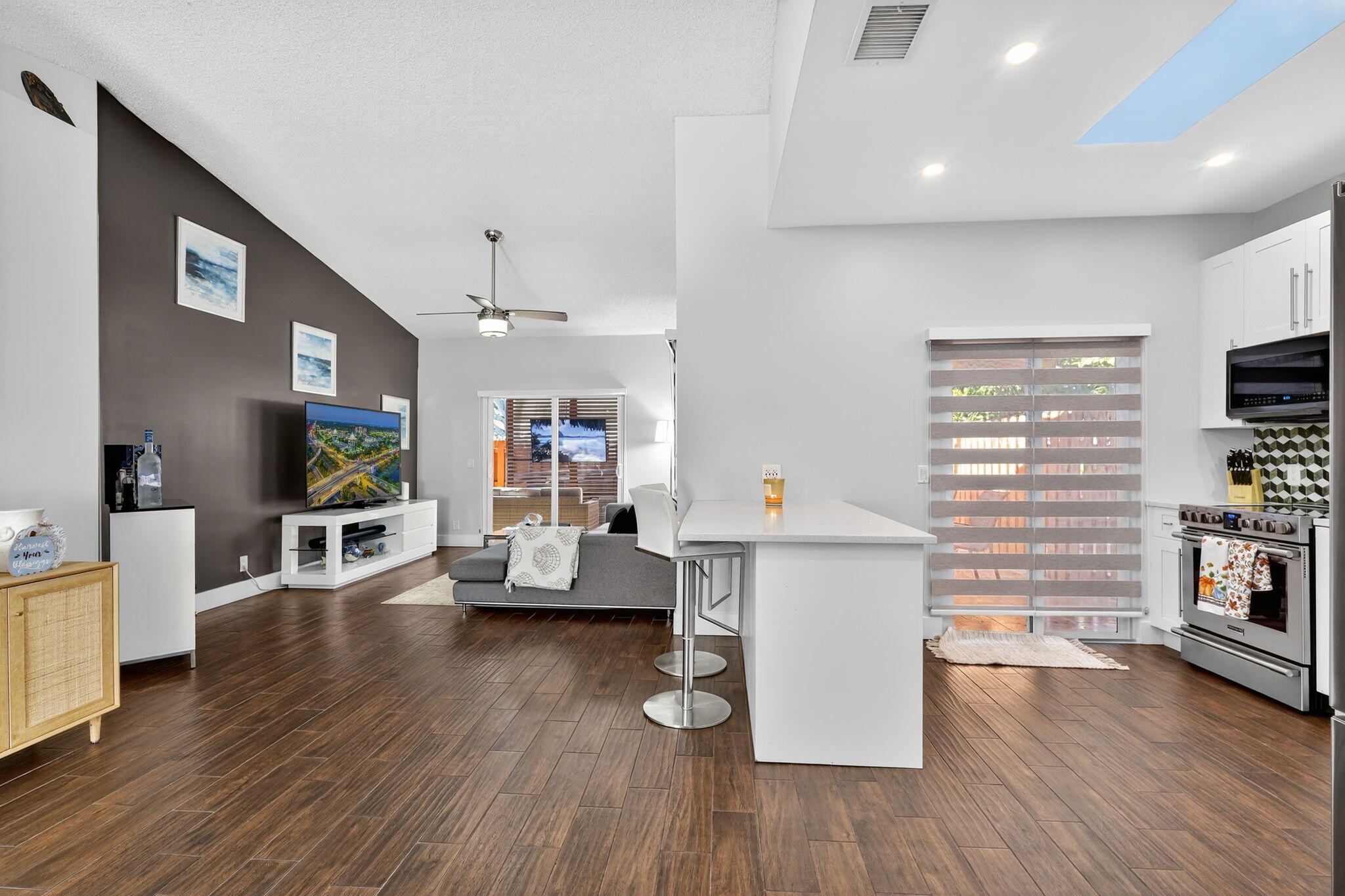 MLS #RX-11136018 image #6