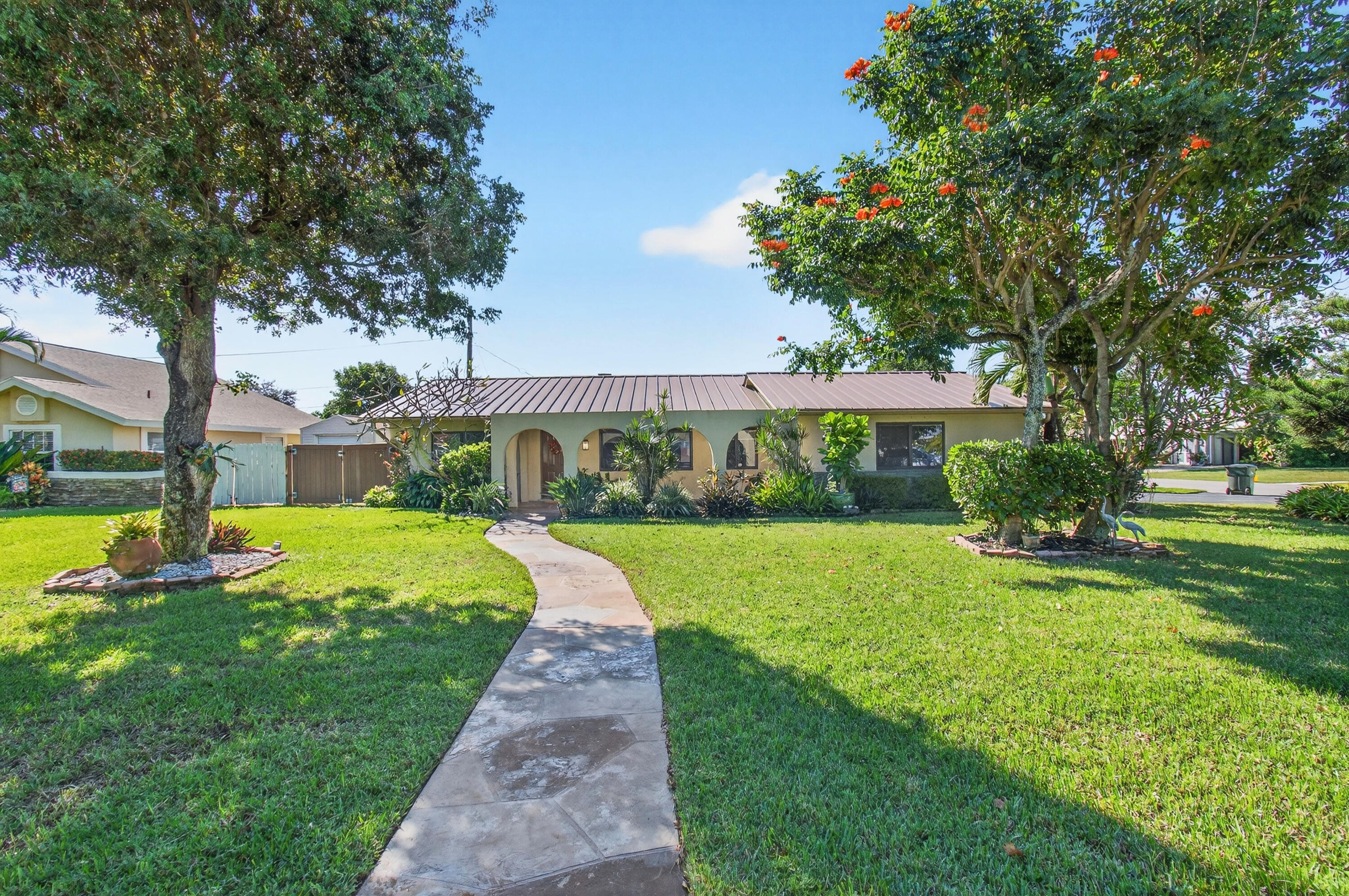 MLS #RX-11136020 image #1