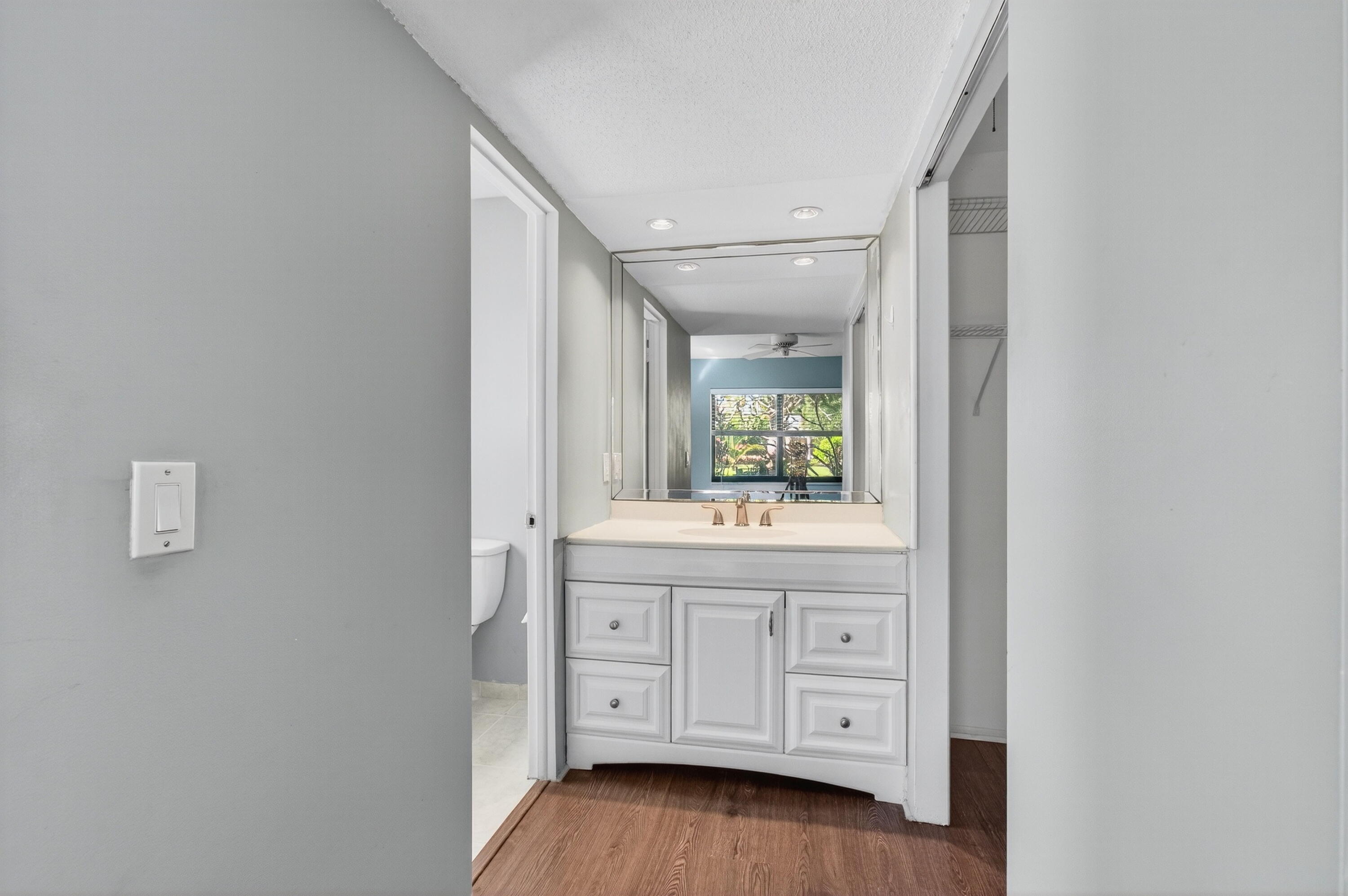 MLS #RX-11136020 image #37