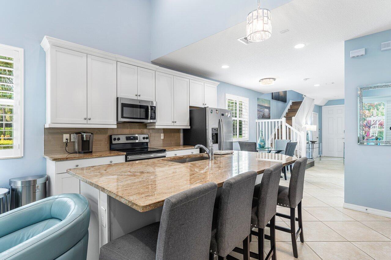 MLS #RX-11136032 image #10