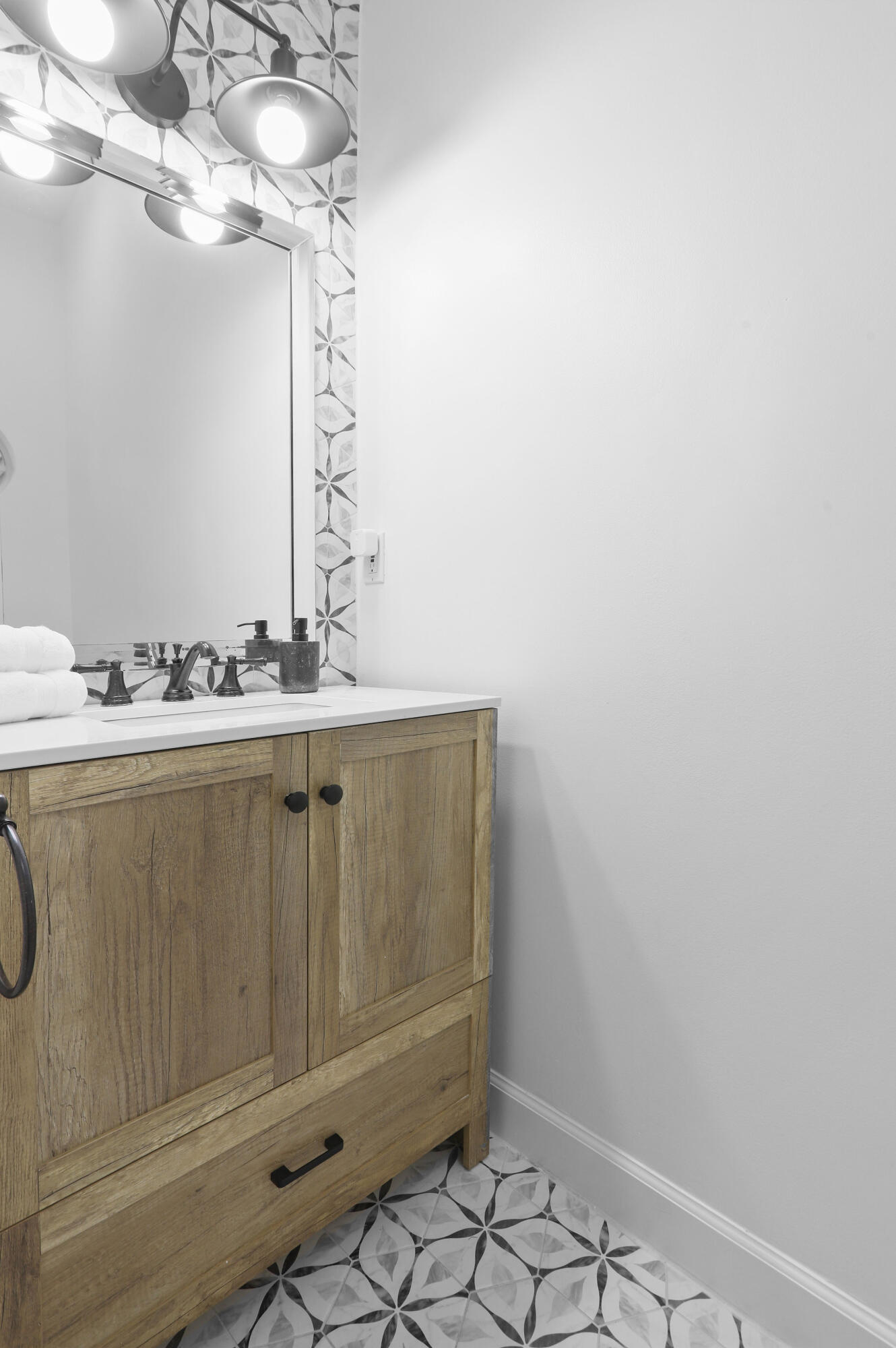 MLS #RX-11136072 image #17