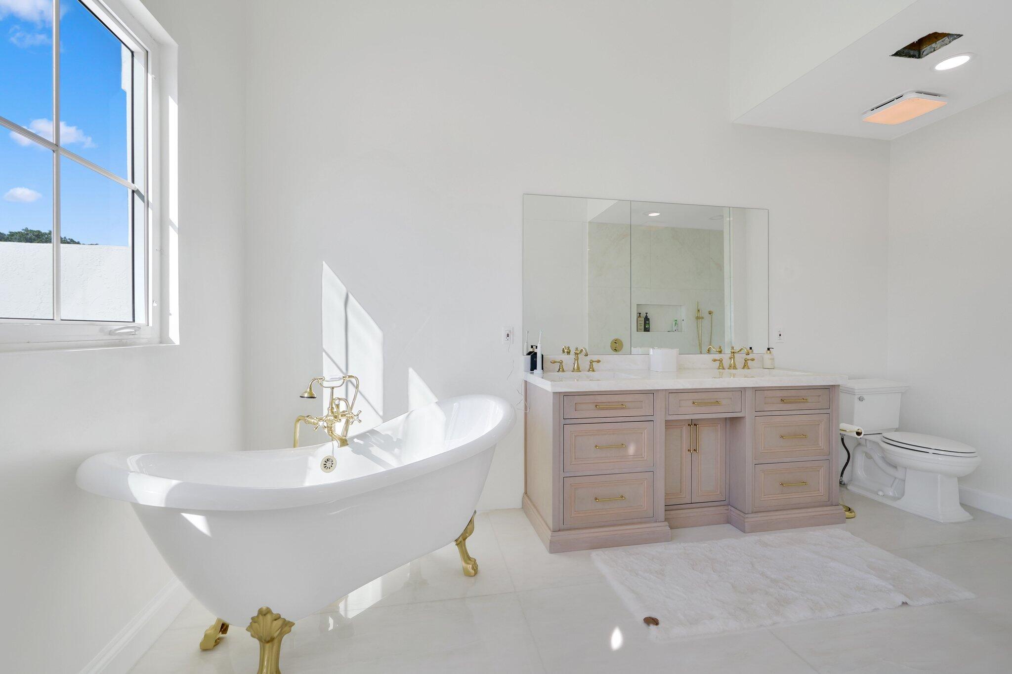 MLS #RX-10983176 image #34