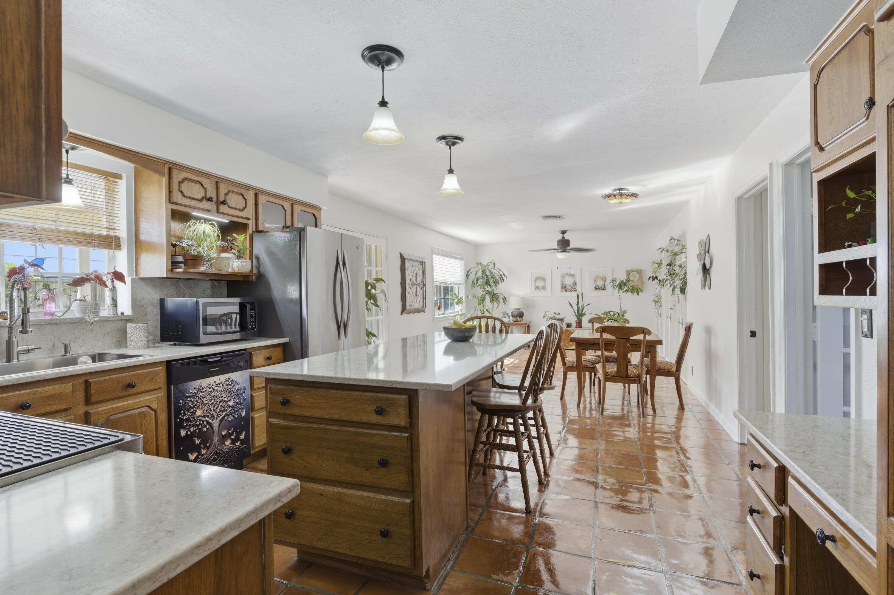 MLS #RX-11136106 image #3