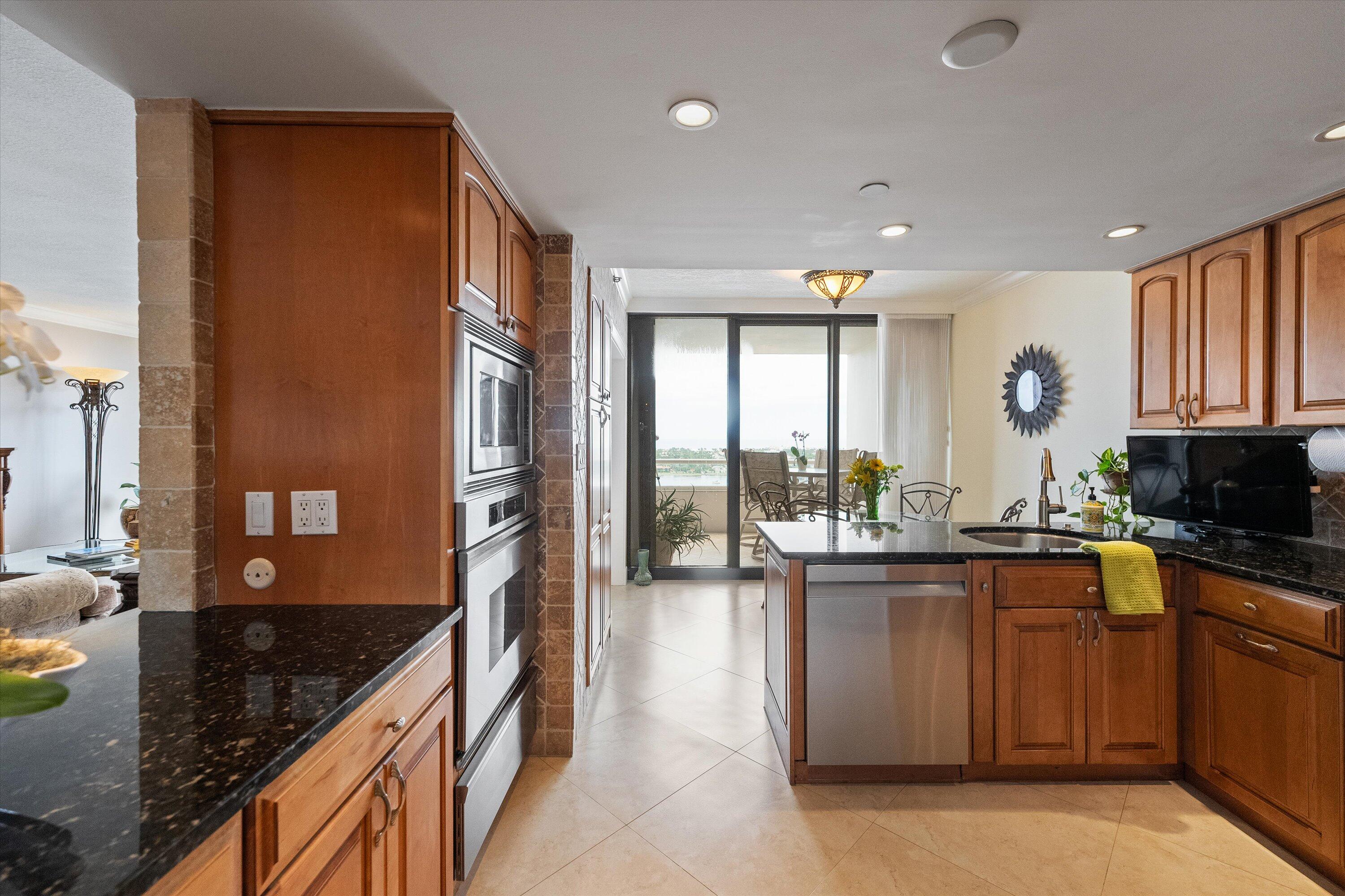 MLS #RX-11030379 image #10