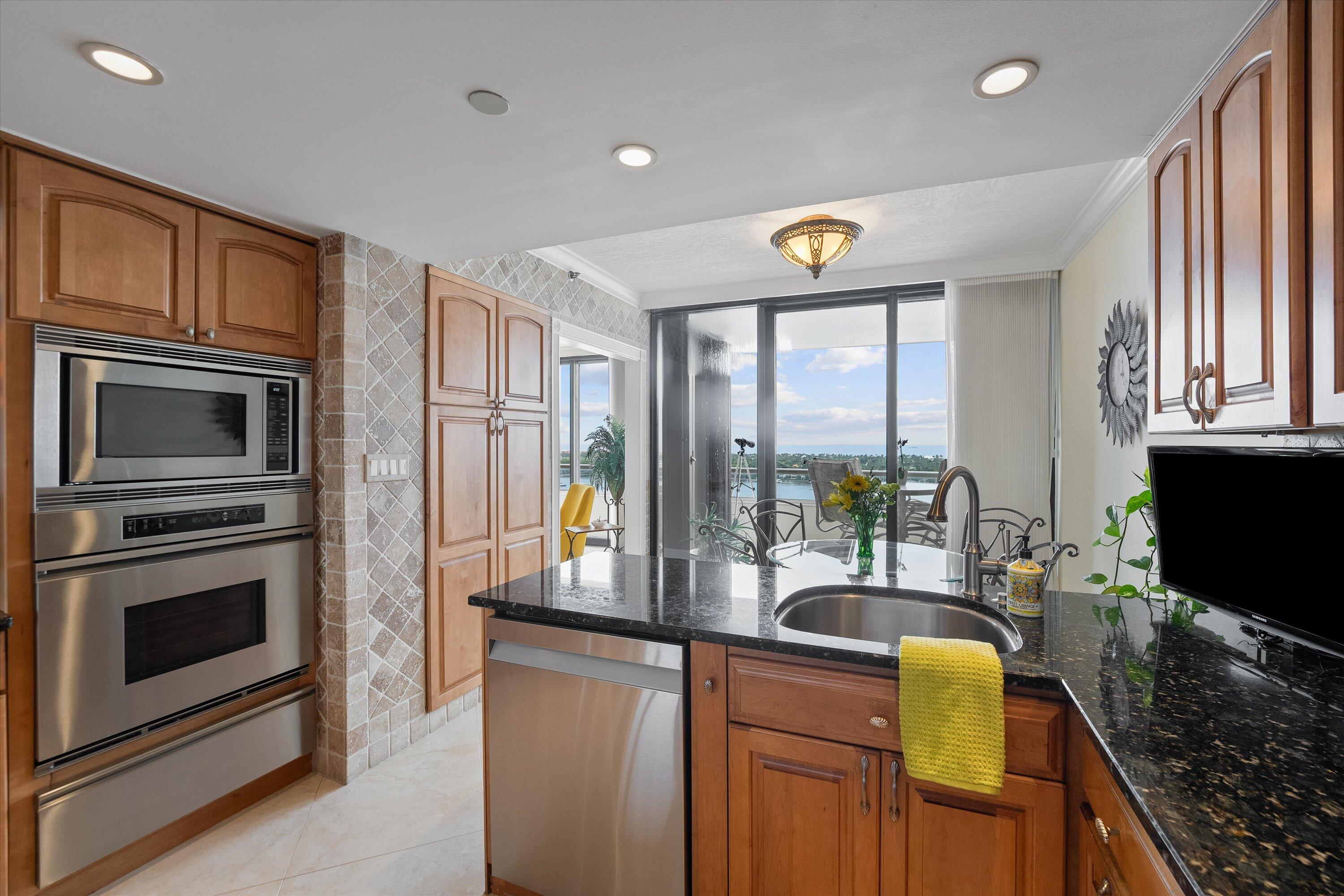 MLS #RX-11030379 image #13