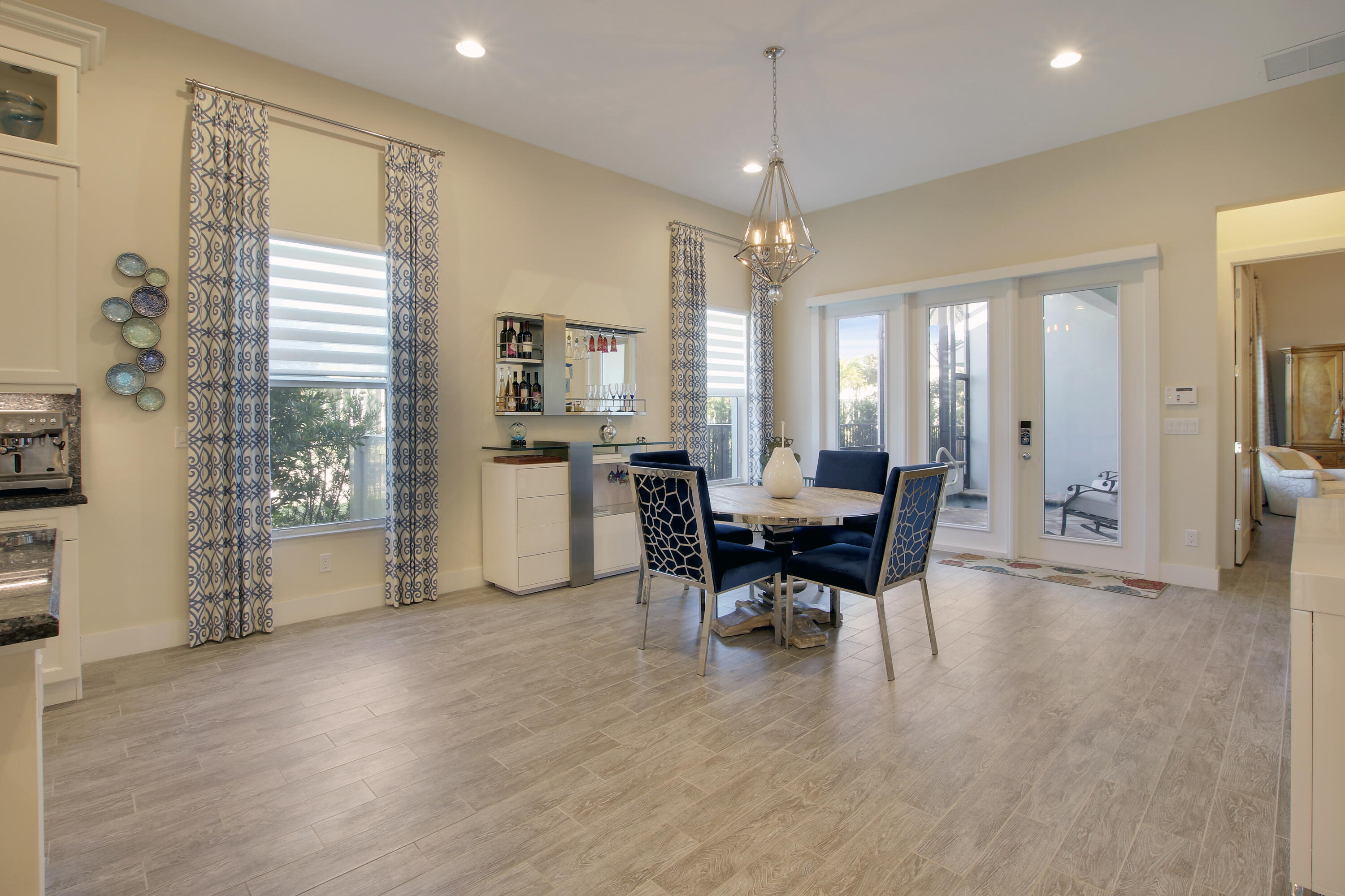 MLS #RX-10866568 image #11