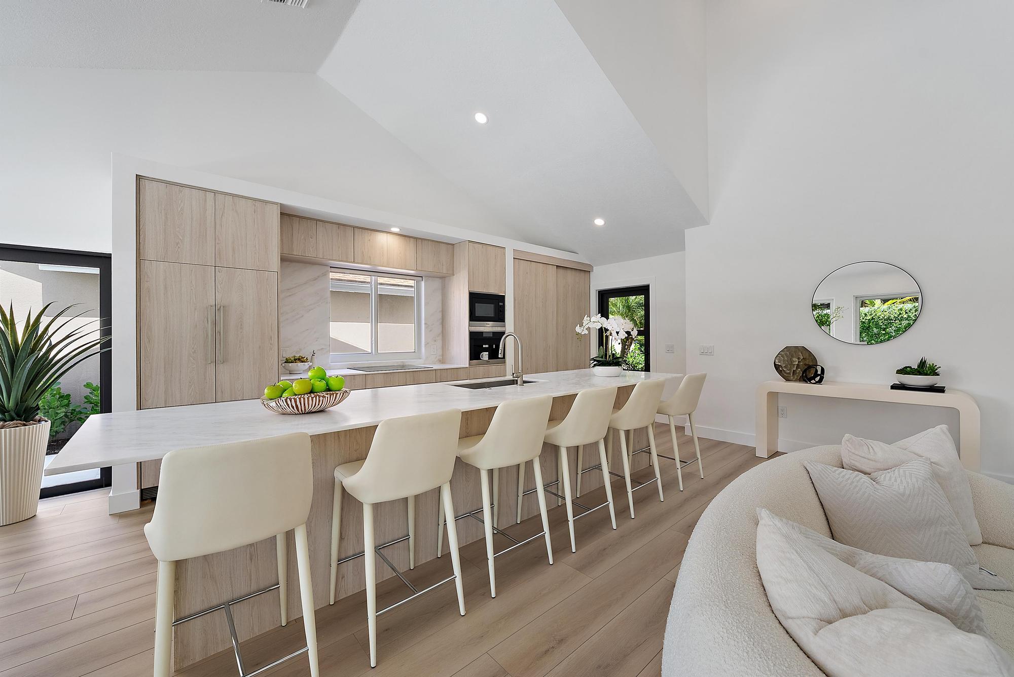 MLS #RX-11136293 image #2