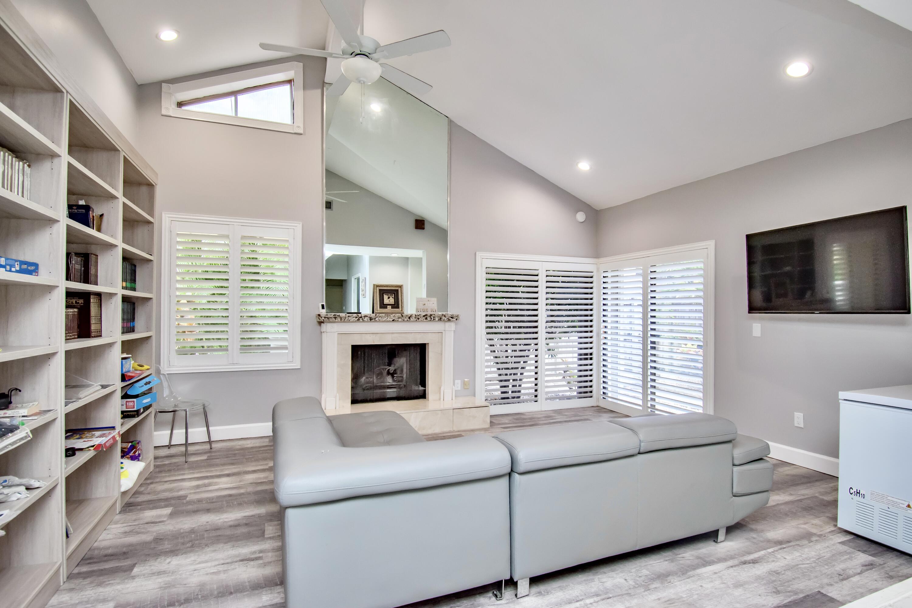 MLS #RX-11136345 image #10