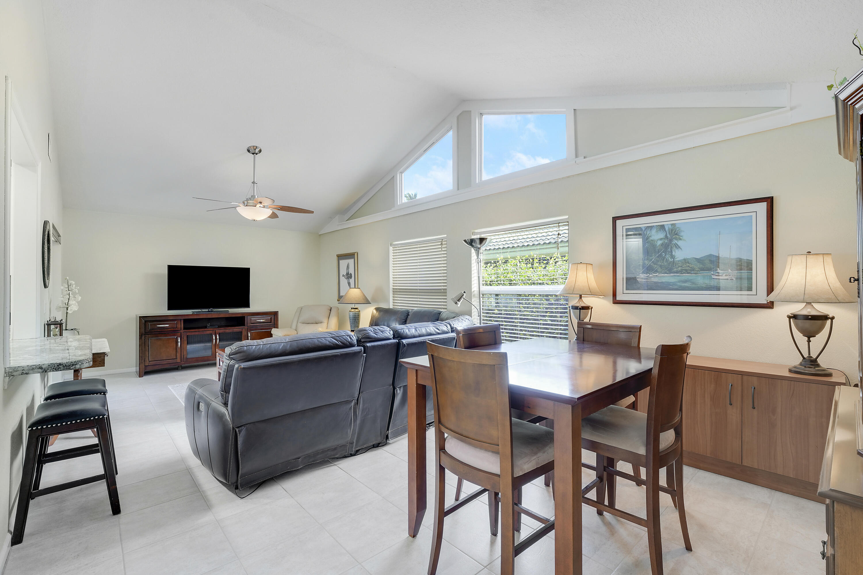 MLS #RX-11136383 image #8