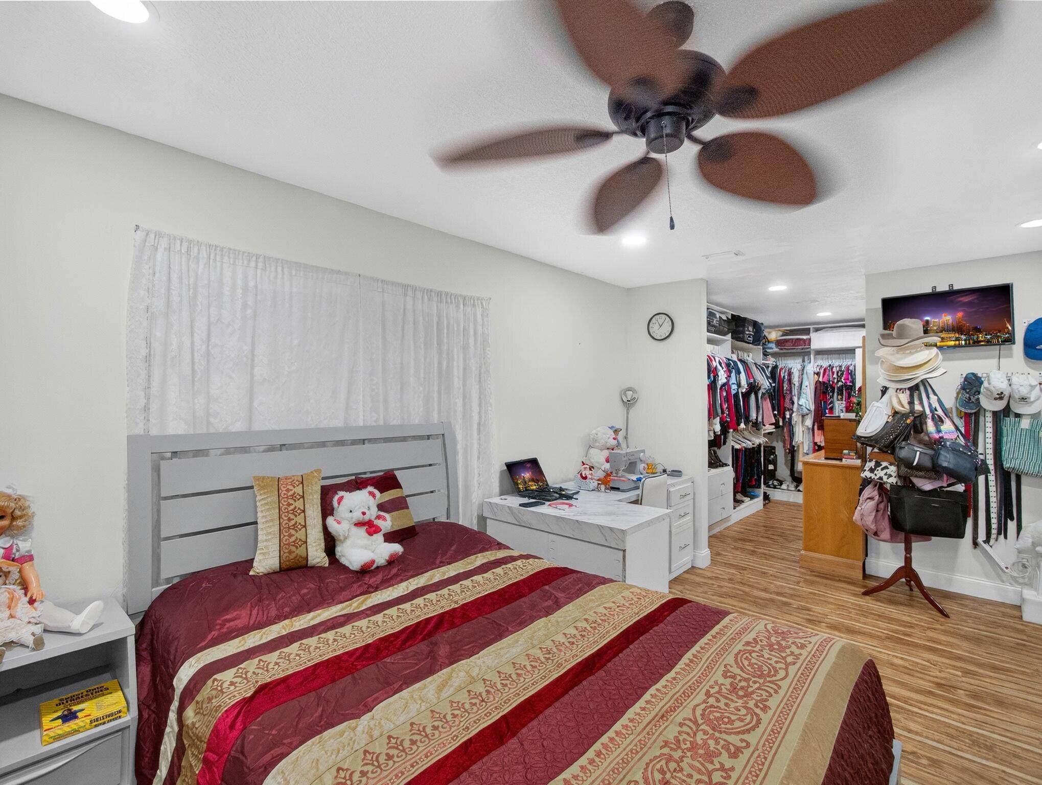 MLS #RX-10542105 image #8