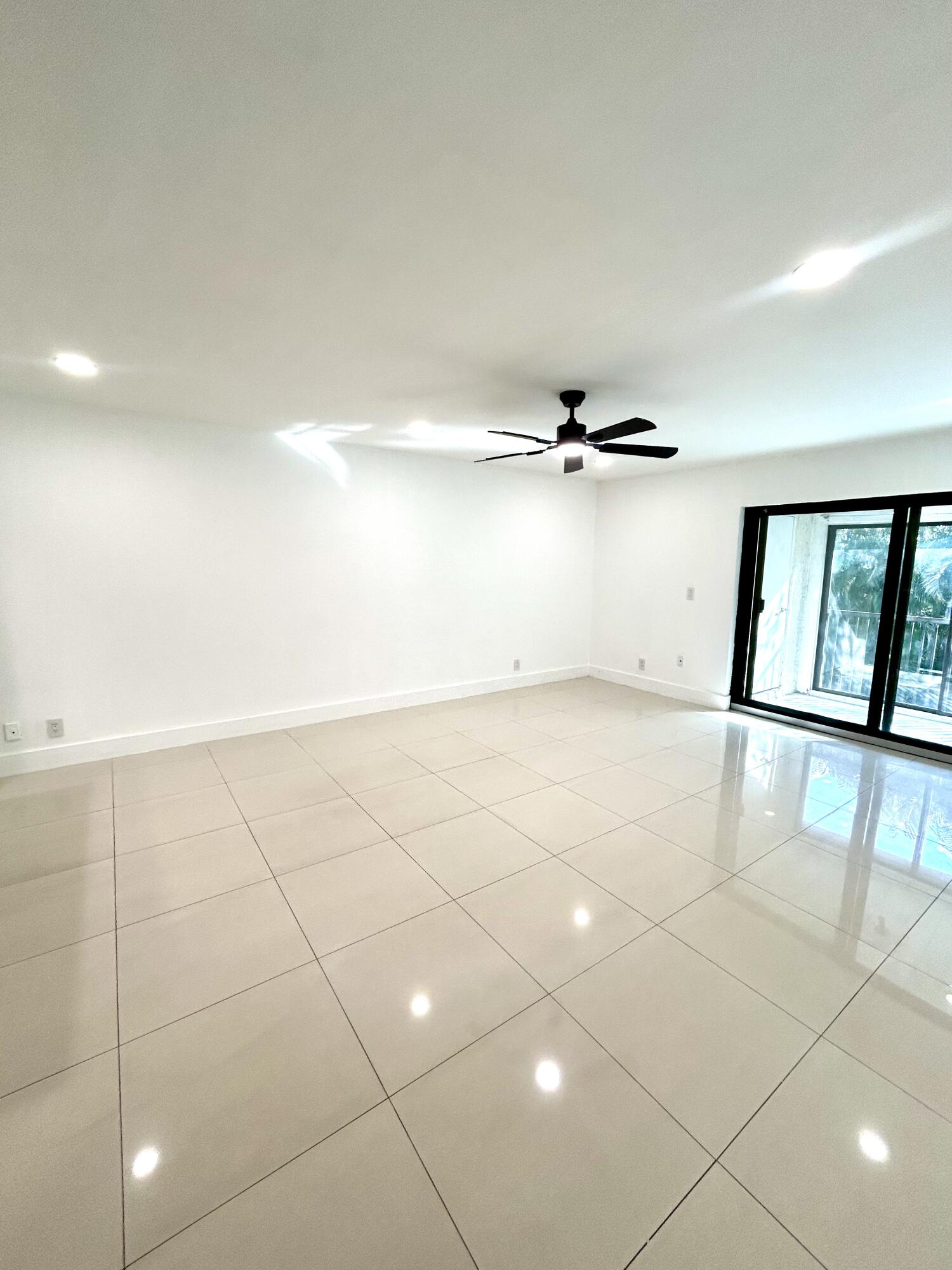 MLS #RX-11136415 image #1