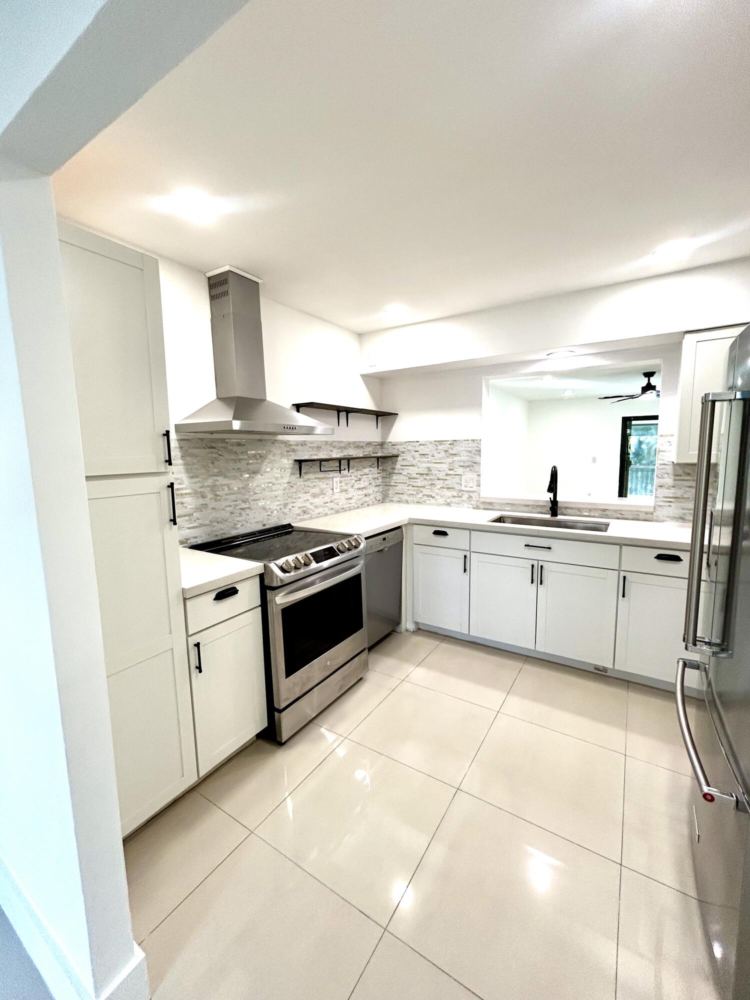 MLS #RX-11136415 image #4