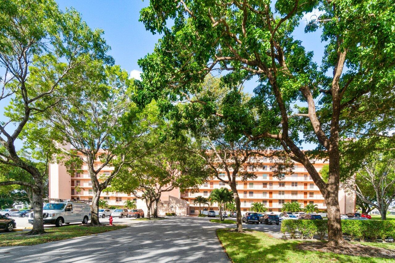 MLS #RX-10503319 image #1