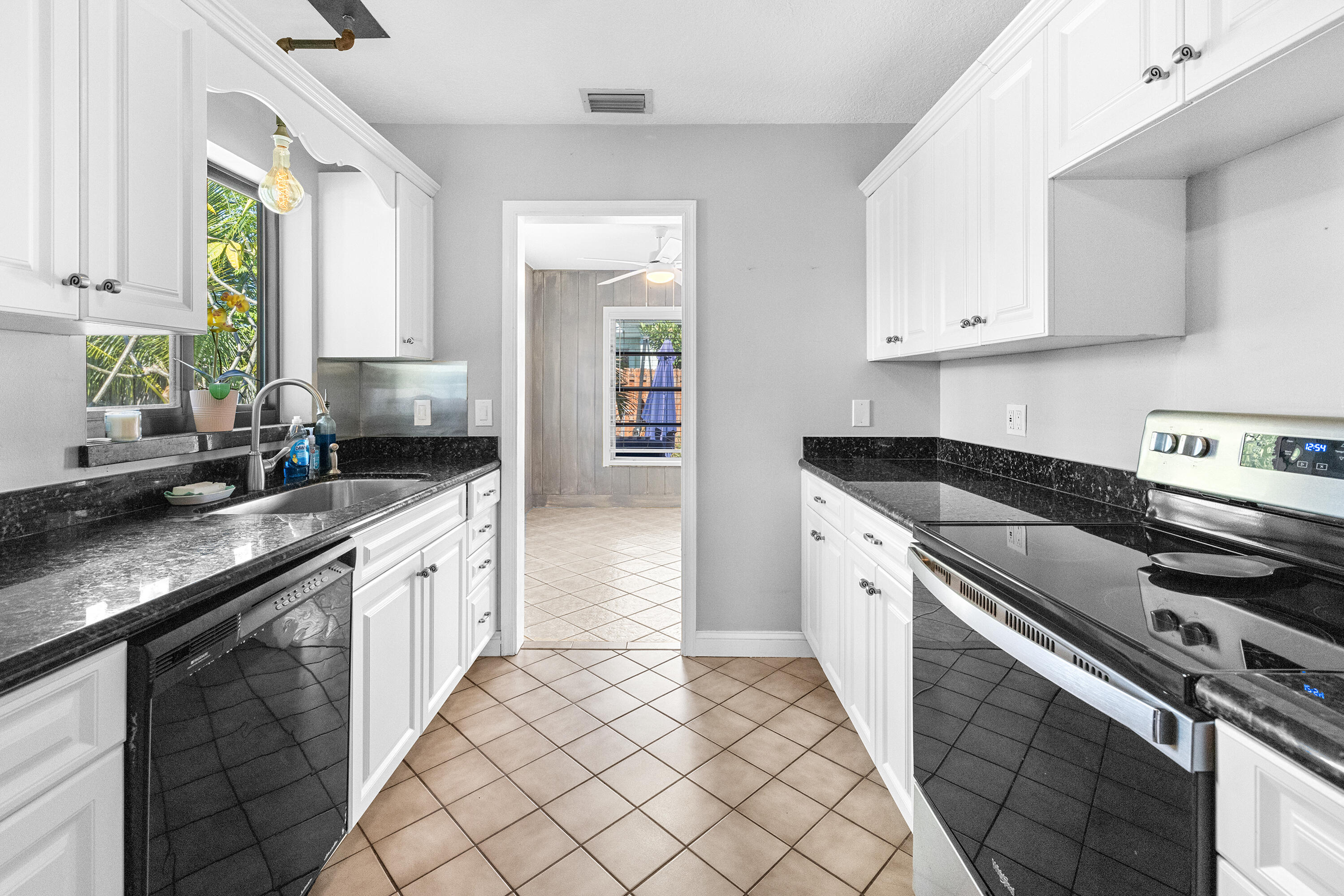 MLS #RX-11136608 image #4